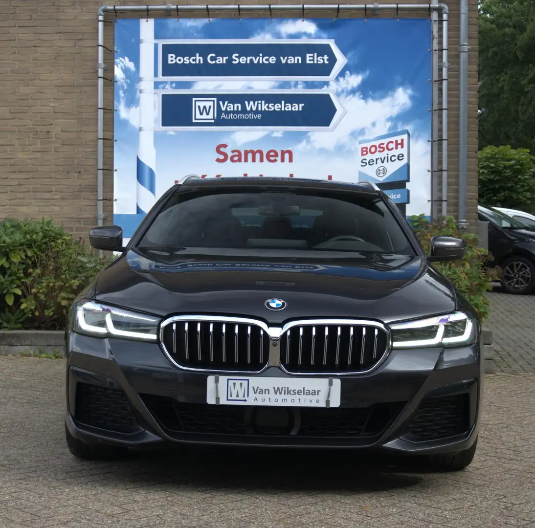 BMW 540 5-serie Touring 540d xDrive High Executive Edition Gris - 2