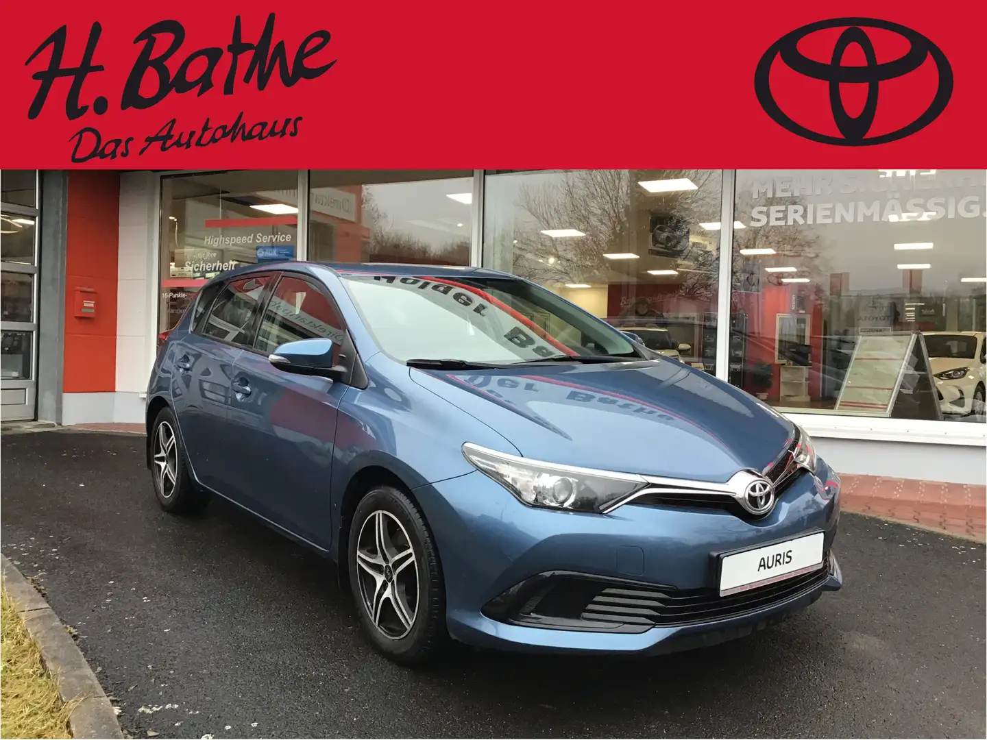 Toyota Auris Cool Blau - 1