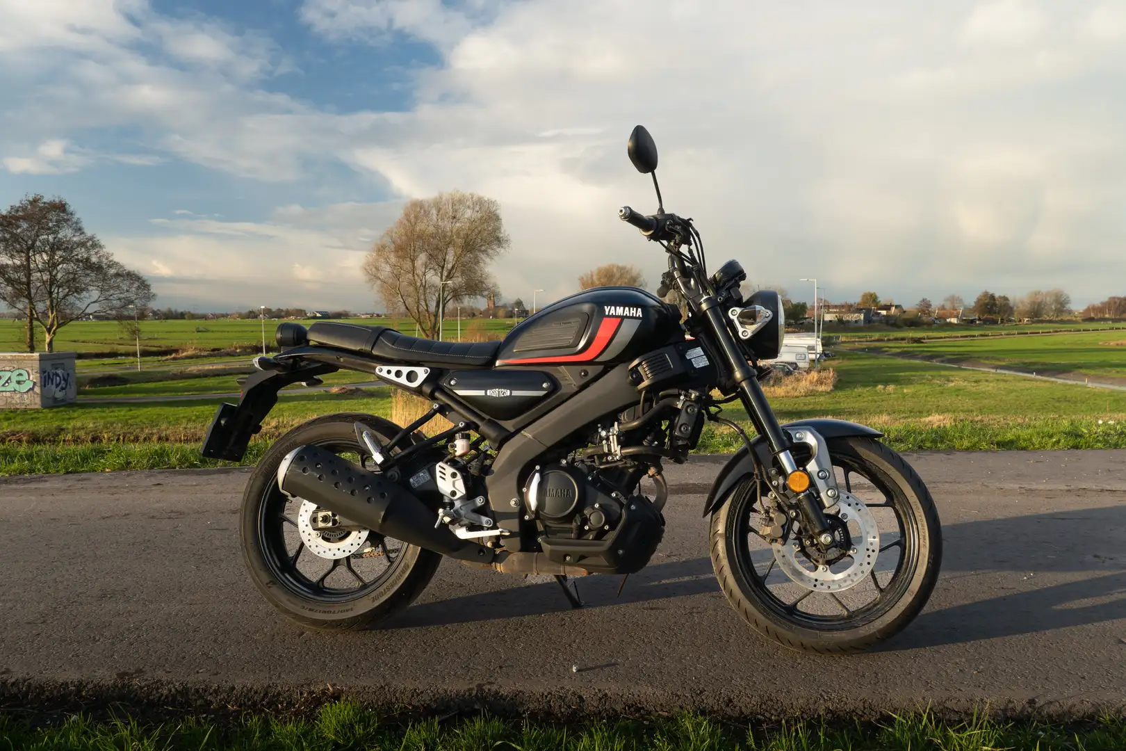 Yamaha XSR 125 Black - 2