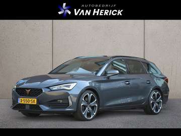 Sportstourer 1.4 e-Hybrid 245PK VZ | Carplay | LED