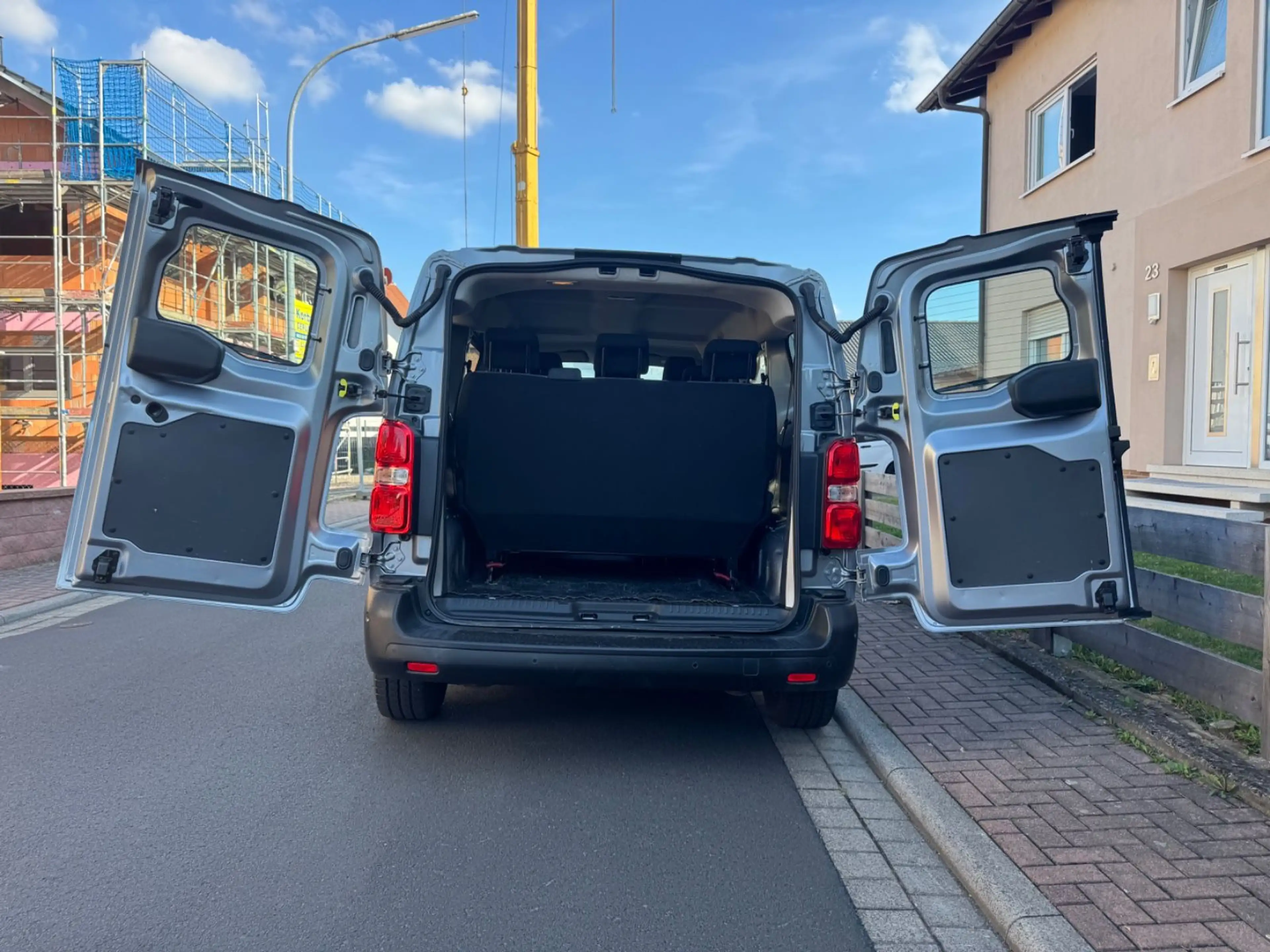 Peugeot Expert Traveller L2 8Sitzer 2xPDC+NAVI+Tempomat — photo 11