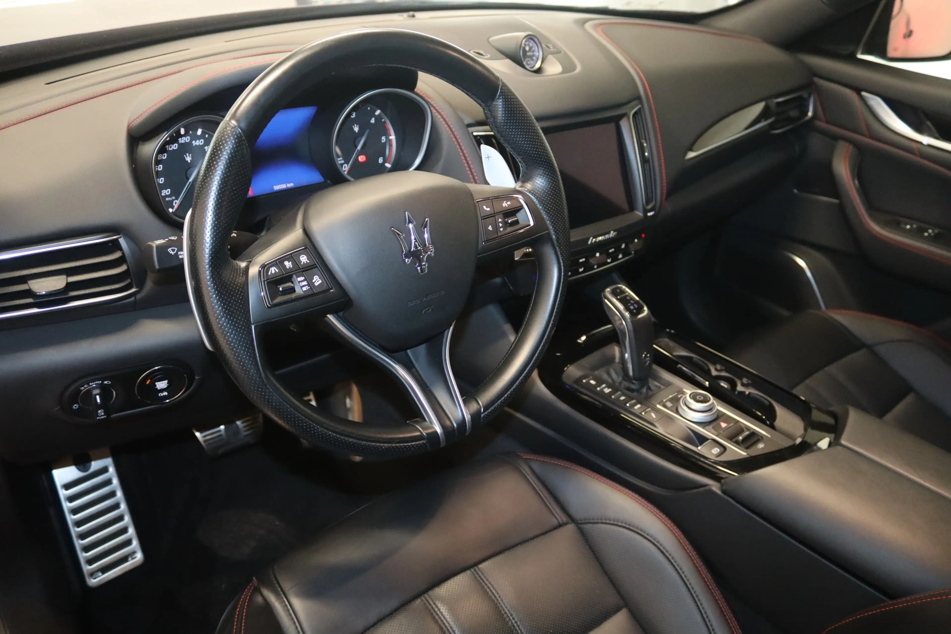 Maserati Levante Diesel Gran Sport-NAV-XENON-LEDER-360°- — photo 11