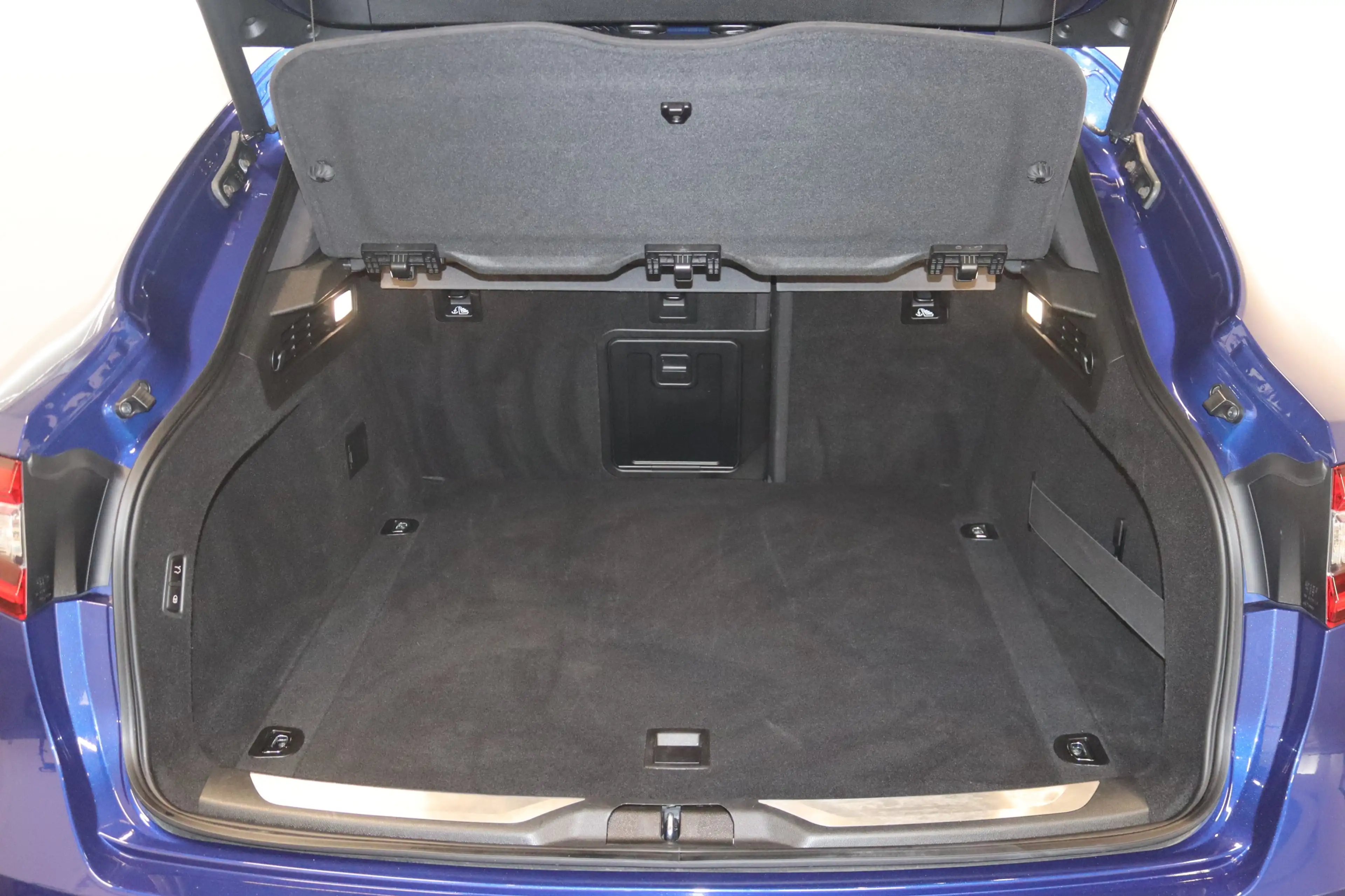 Maserati Levante Diesel Gran Sport-NAV-XENON-LEDER-360°- — photo 7