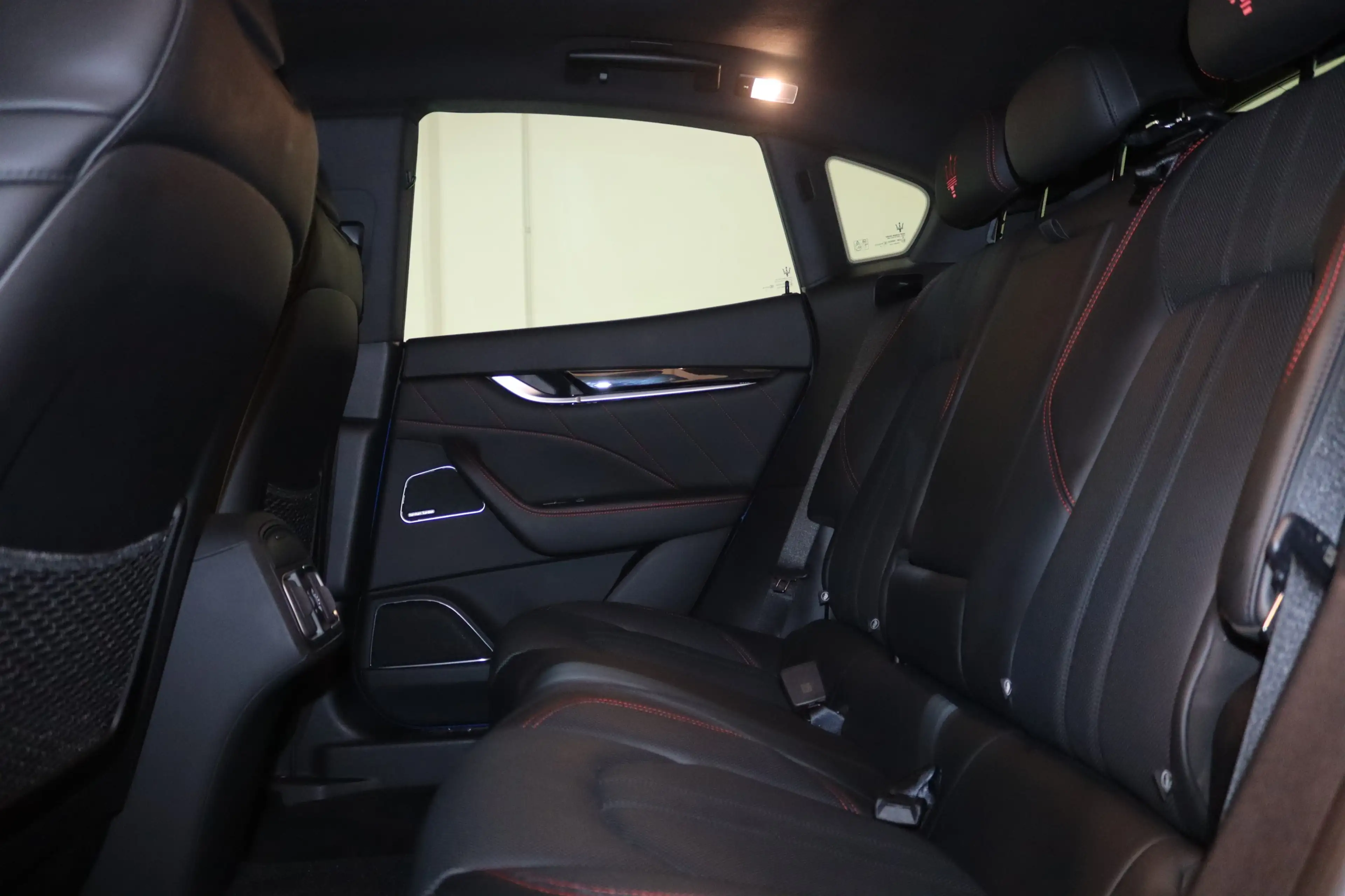 Maserati Levante Diesel Gran Sport-NAV-XENON-LEDER-360°- — photo 14