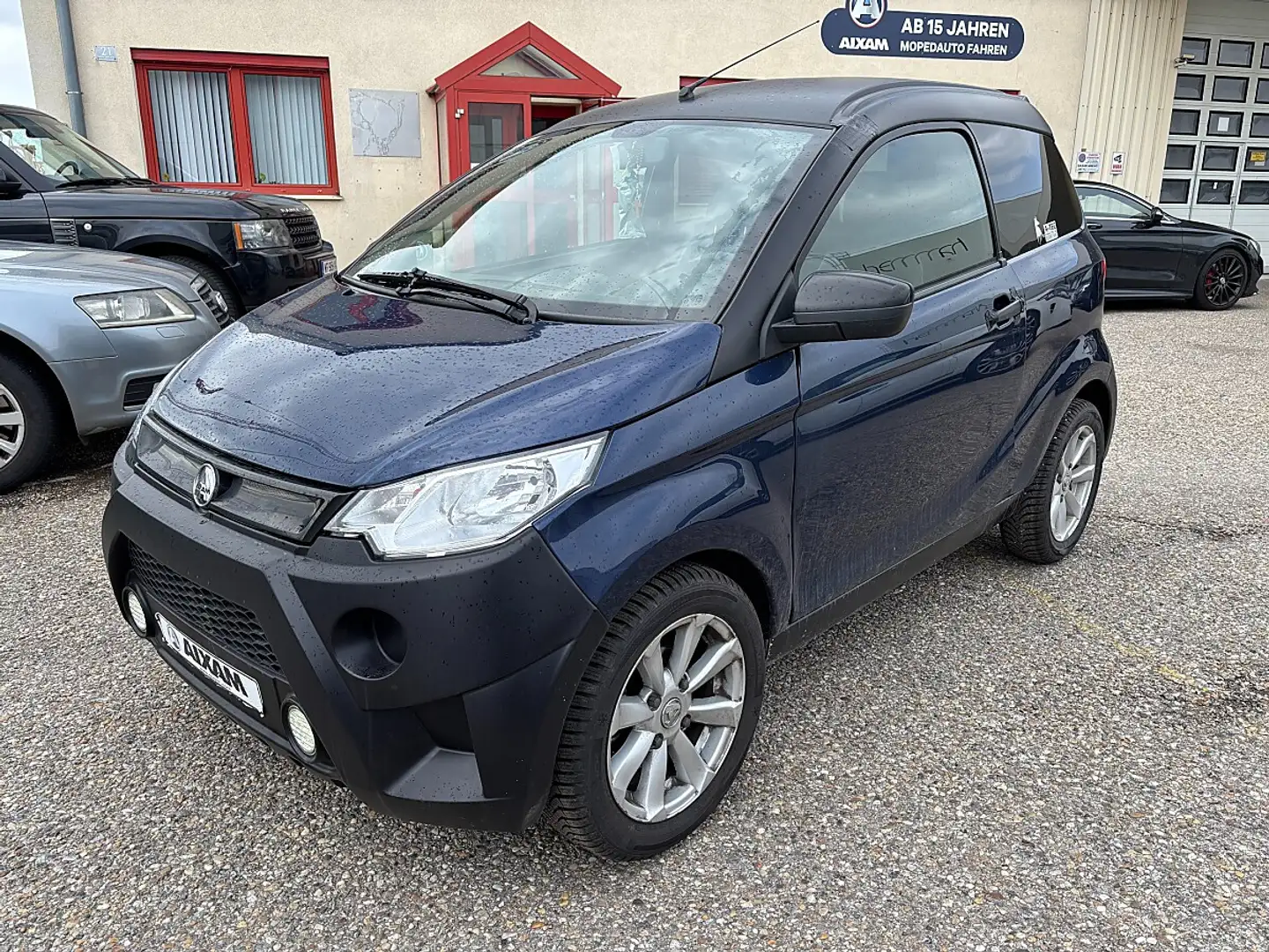 Aixam Crossline S9 Blau - 1