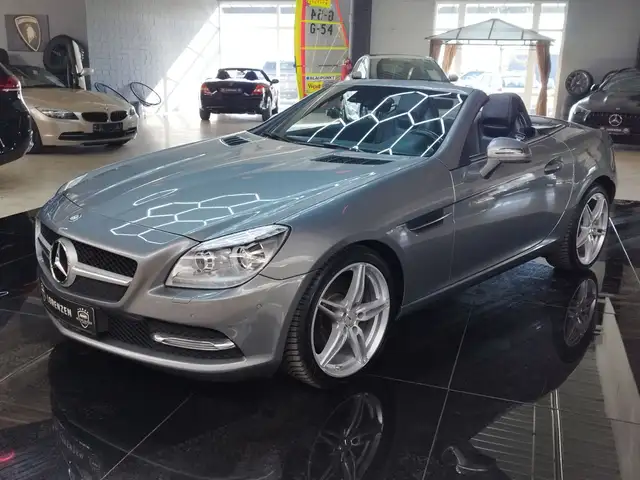 Mercedes-Benz SLK 250 CDI Leder Pano Sihzg Bi-Xenon LED PDC