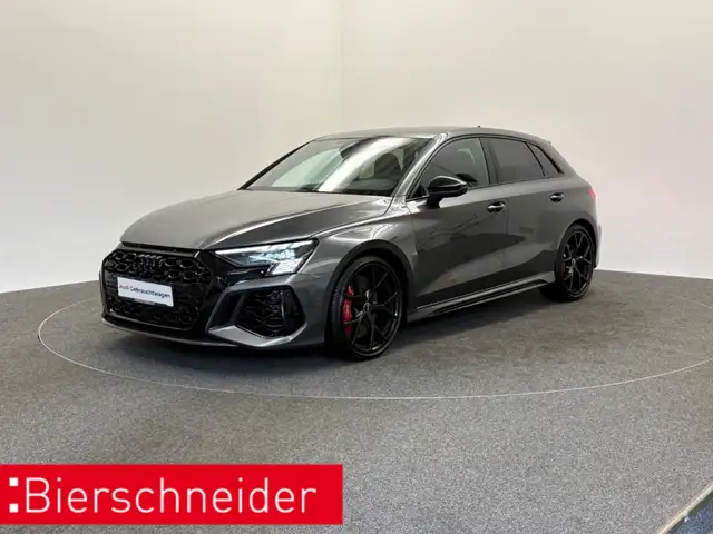 Audi RS3 Sportback 280KM H MATRIX 19 PANO KAMERA B&O RS-SIT
