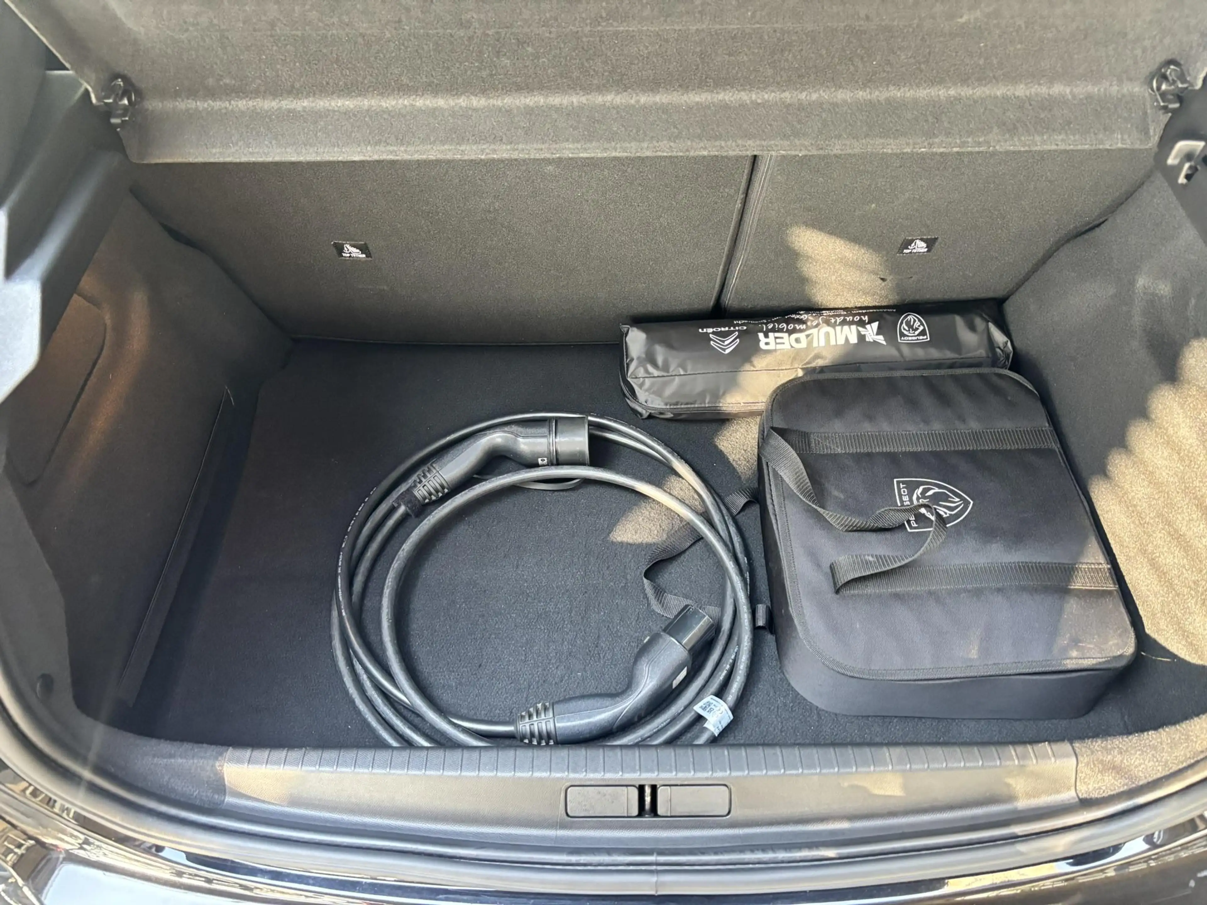 Peugeot e-208 GT EV 3-FASEN 50kWh 136pk | ADAPTIVE CRUISE | PANO — photo 11