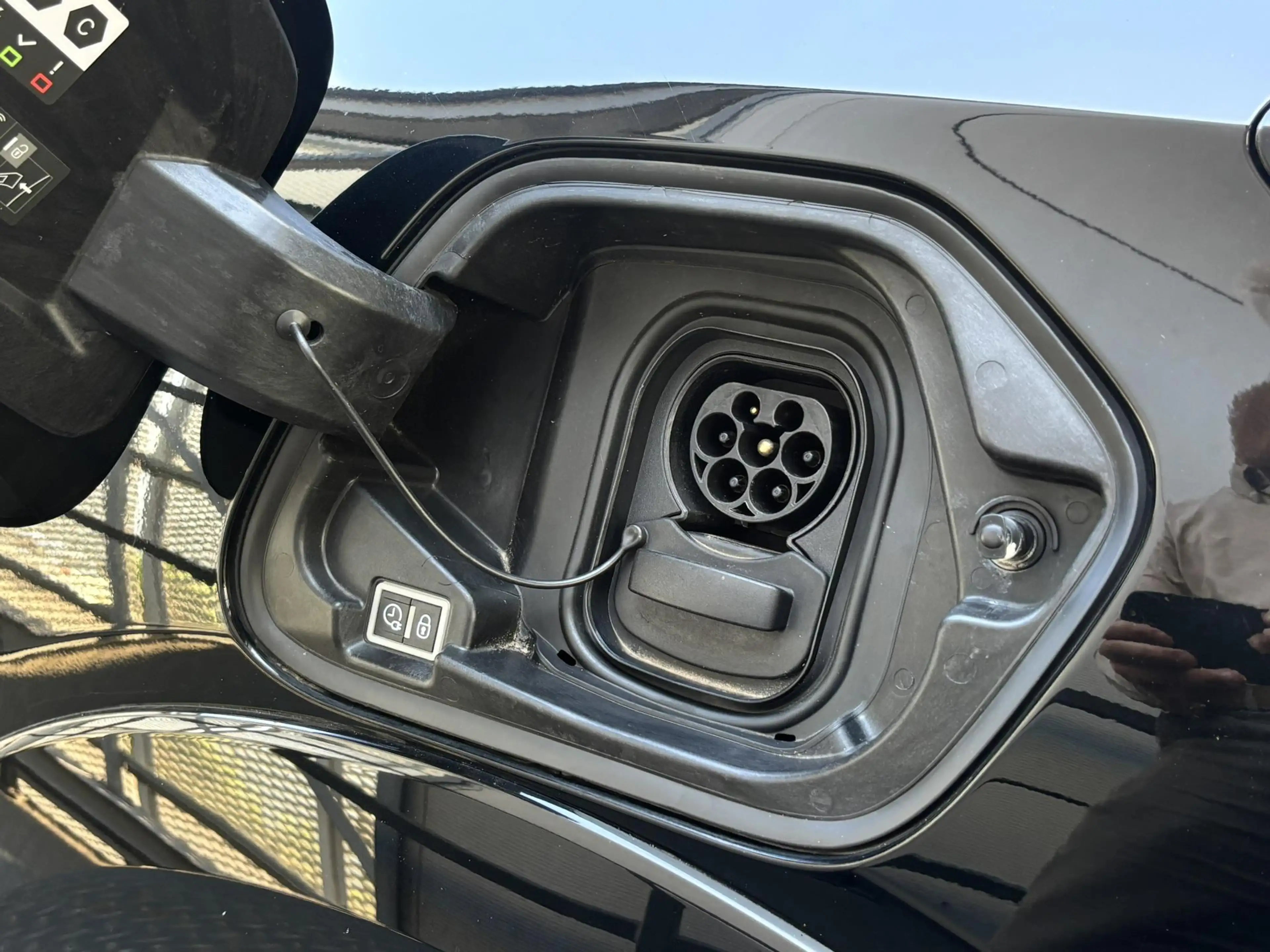 Peugeot e-208 GT EV 3-FASEN 50kWh 136pk | ADAPTIVE CRUISE | PANO — photo 12