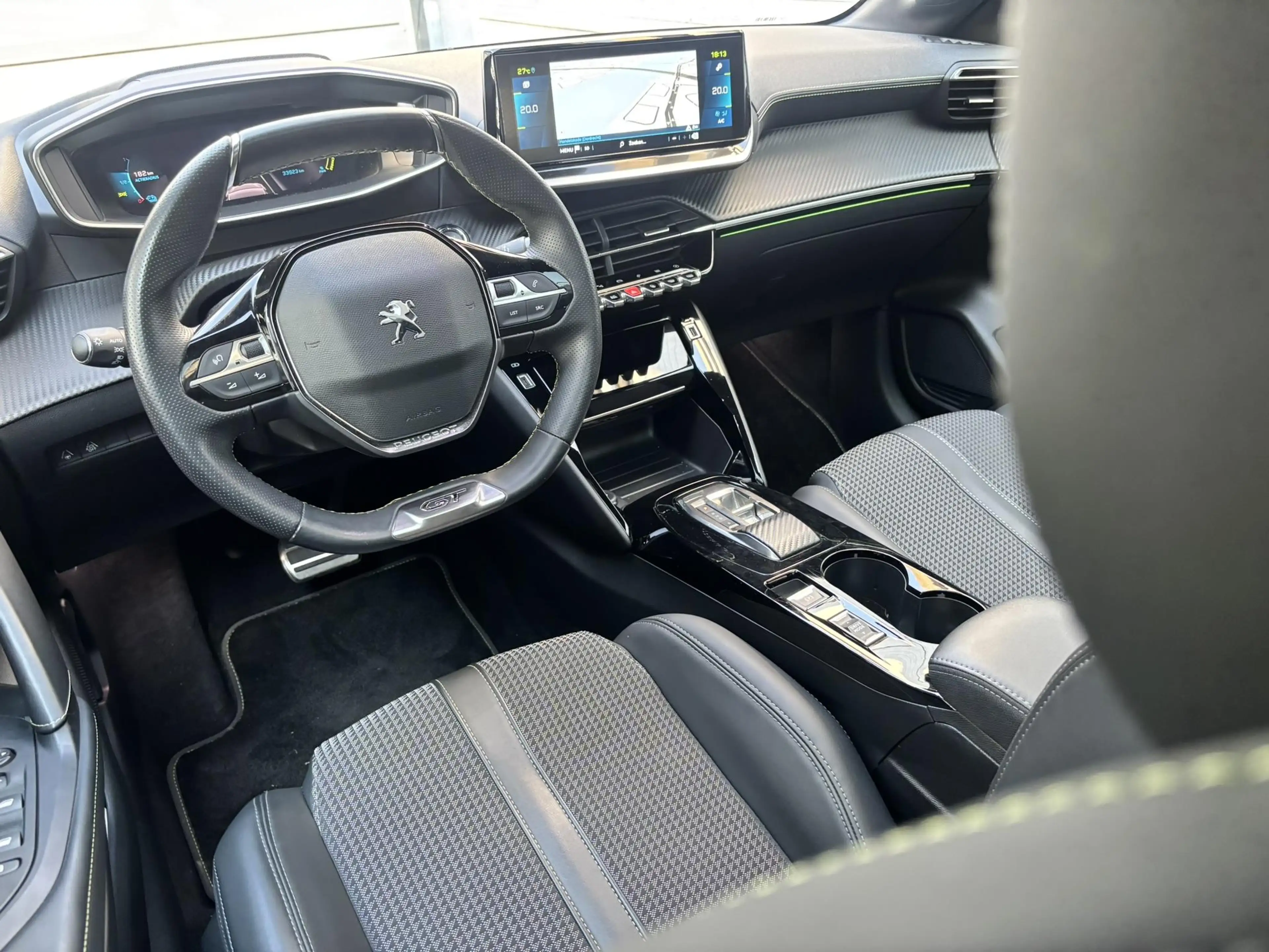 Peugeot e-208 GT EV 3-FASEN 50kWh 136pk | ADAPTIVE CRUISE | PANO — photo 13