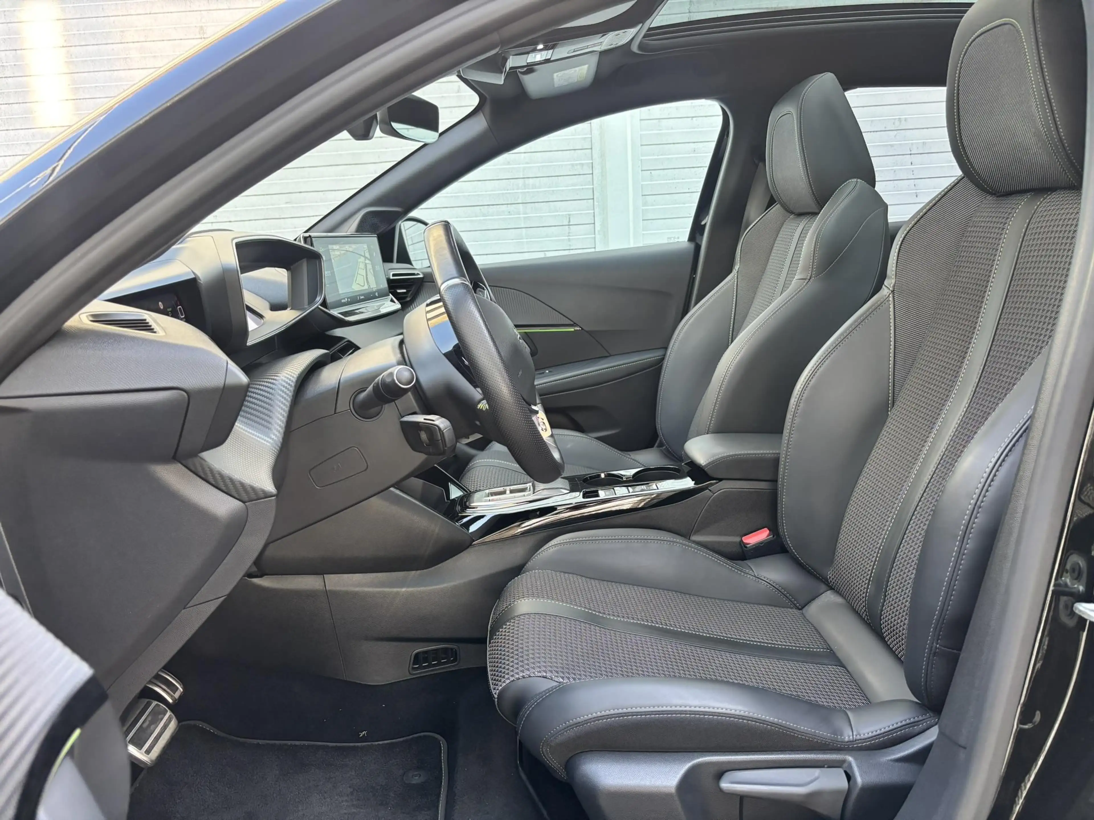 Peugeot e-208 GT EV 3-FASEN 50kWh 136pk | ADAPTIVE CRUISE | PANO — photo 9
