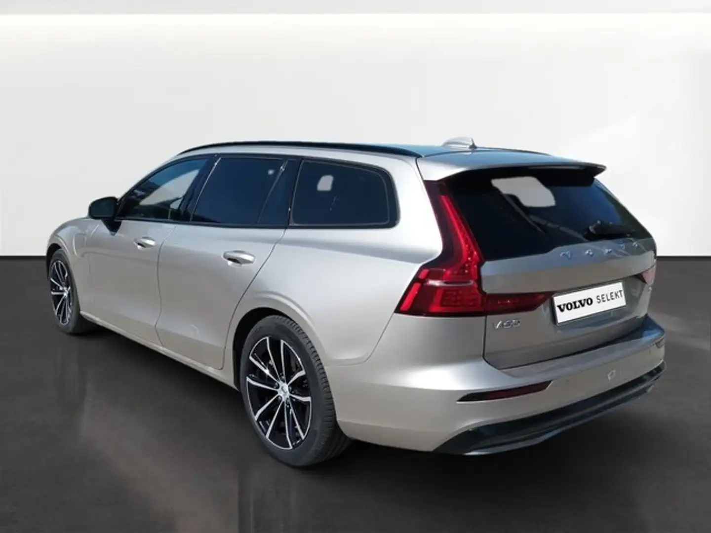 Volvo V60 T6 Plus AWD - 2