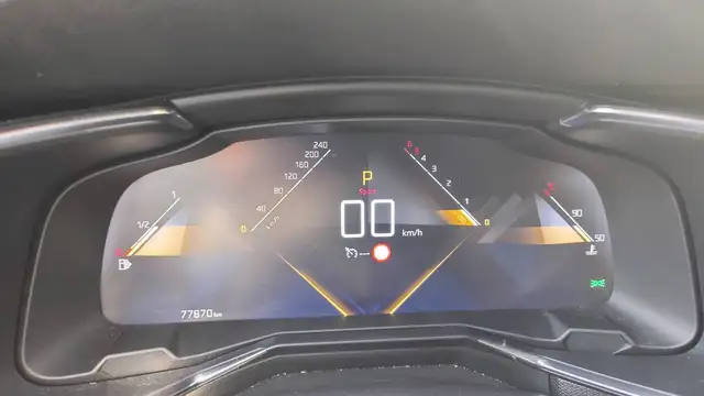 DS Automobiles DS 7 Crossback view 12