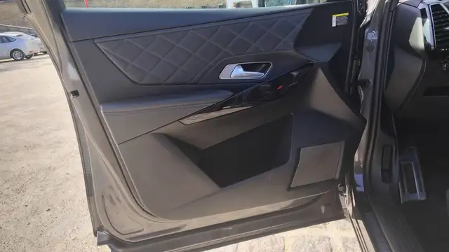 DS Automobiles DS 7 Crossback view 7