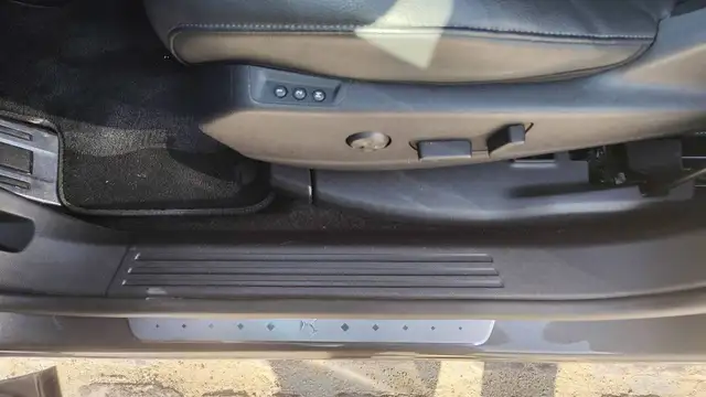 DS Automobiles DS 7 Crossback view 13