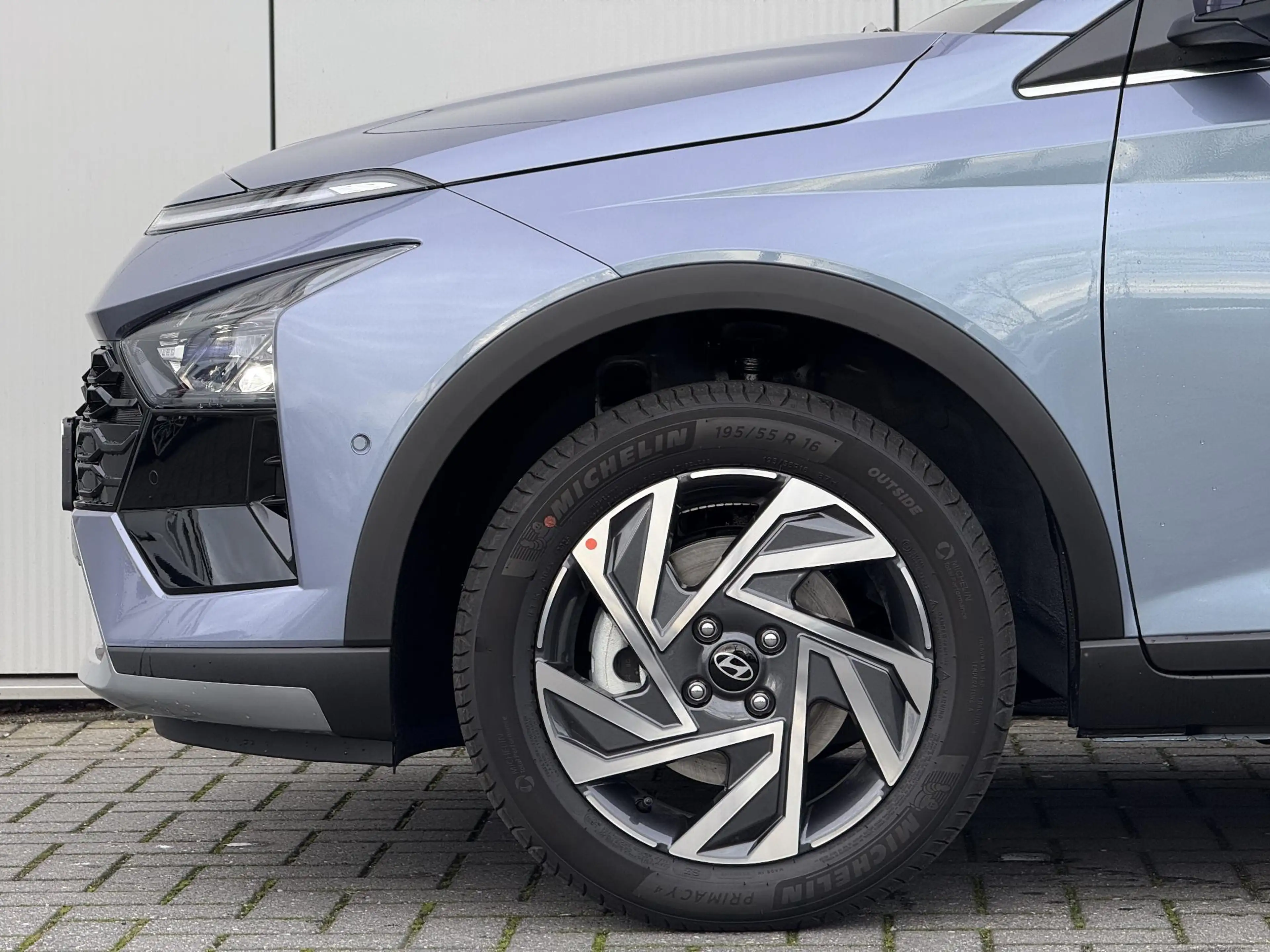 Hyundai BAYON 1.0 T-GDI Premium / Dodehoekdetectie / Stoel- & St — photo 37