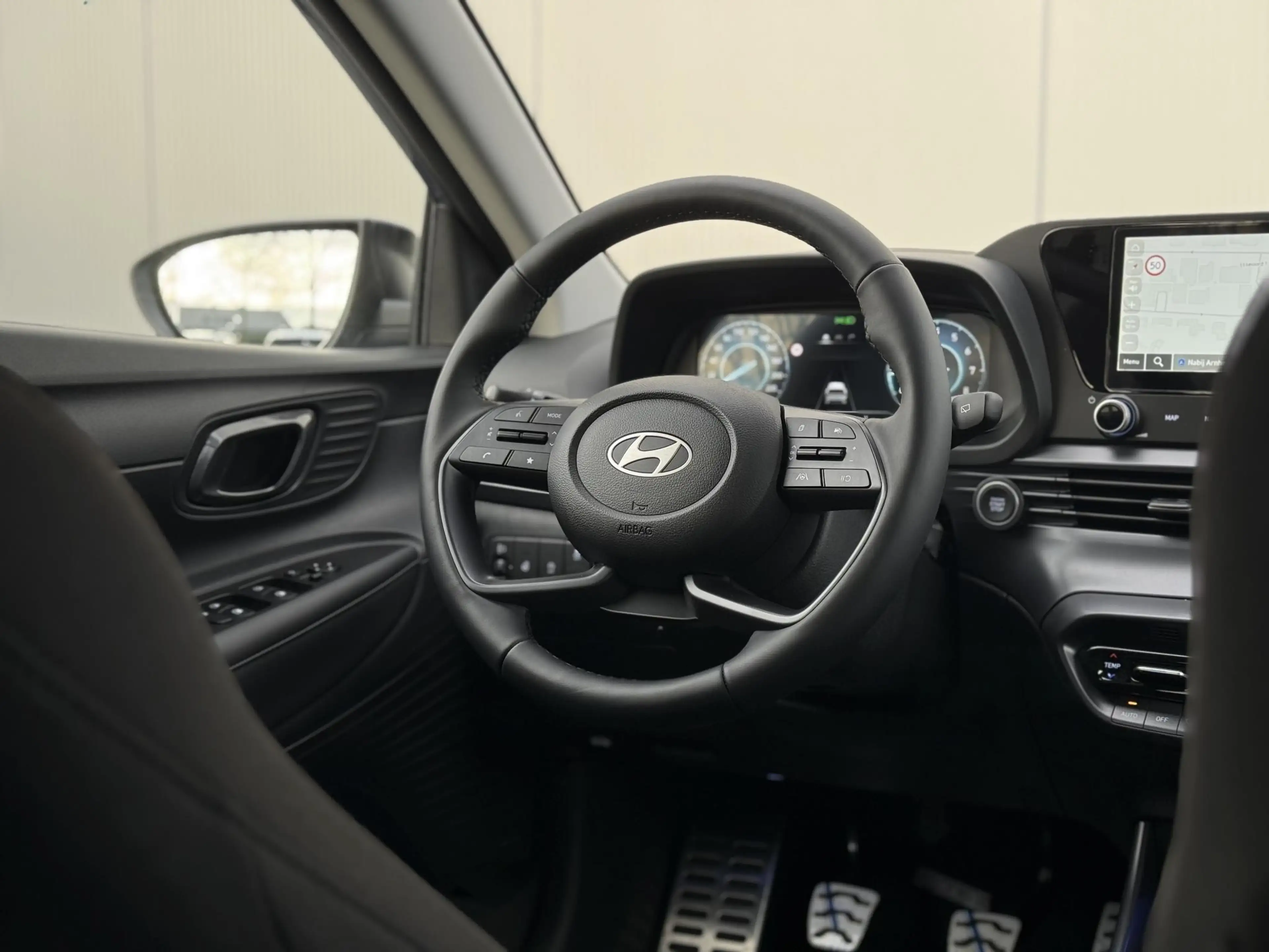 Hyundai BAYON 1.0 T-GDI Premium / Dodehoekdetectie / Stoel- & St — photo 31