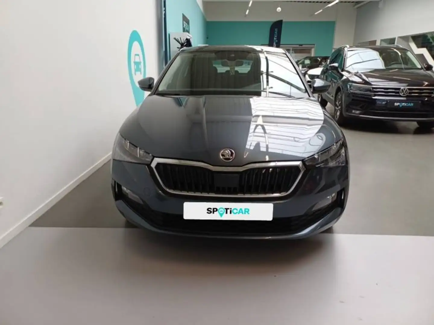 Skoda Scala 1 1.0 TGI 66kW Ambition Grijs - 2