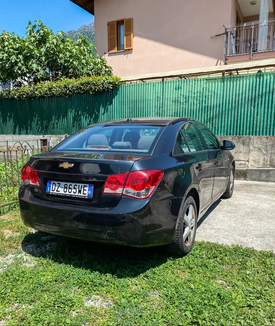 Chevrolet Cruze 1.6 LS ecologic Gpl - AUTO DA SISTEMARE per meccan Negru - 2