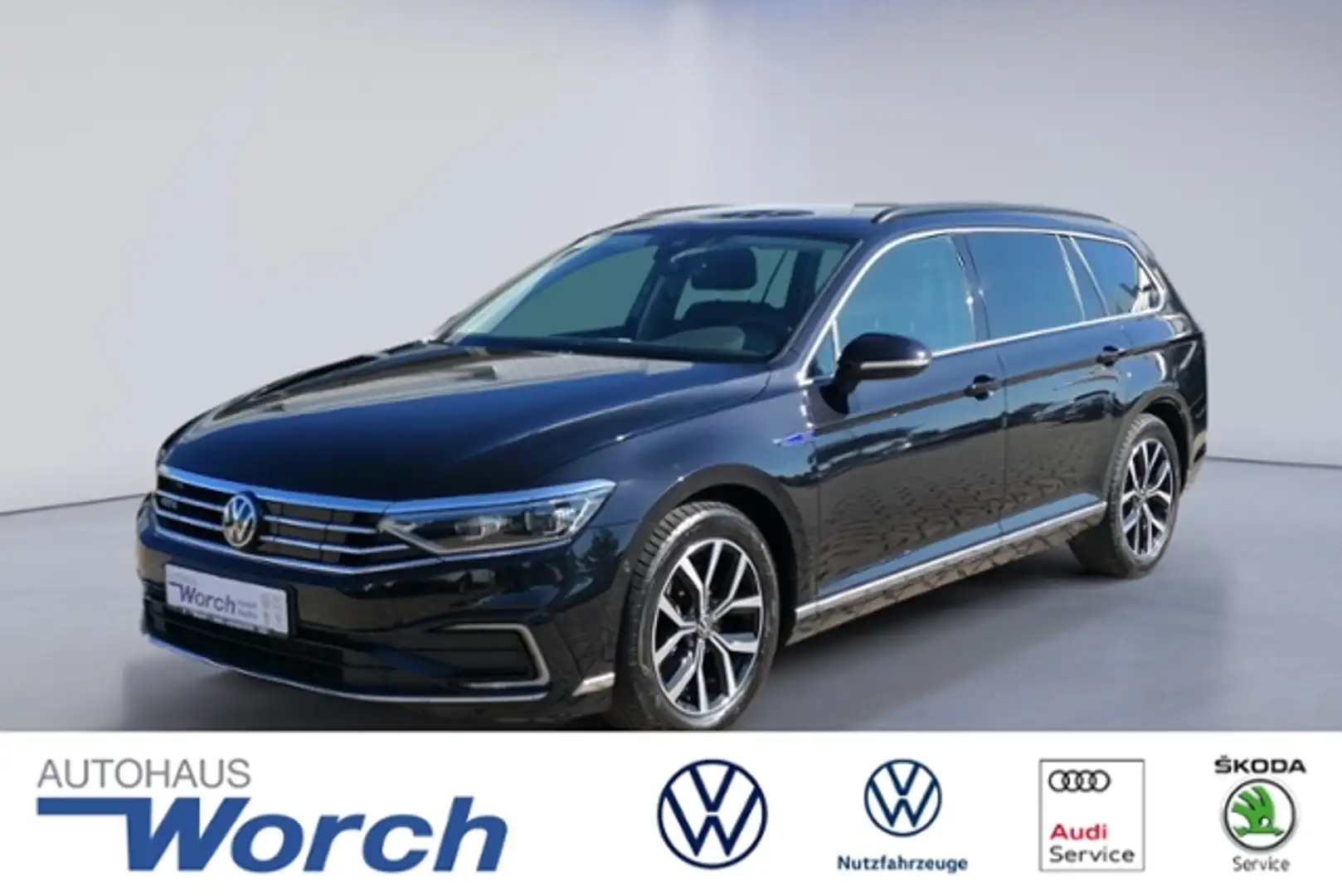 Volkswagen Passat Variant GTE KAMERA+AHK+MATRIX+PARKLENK Schwarz - 1
