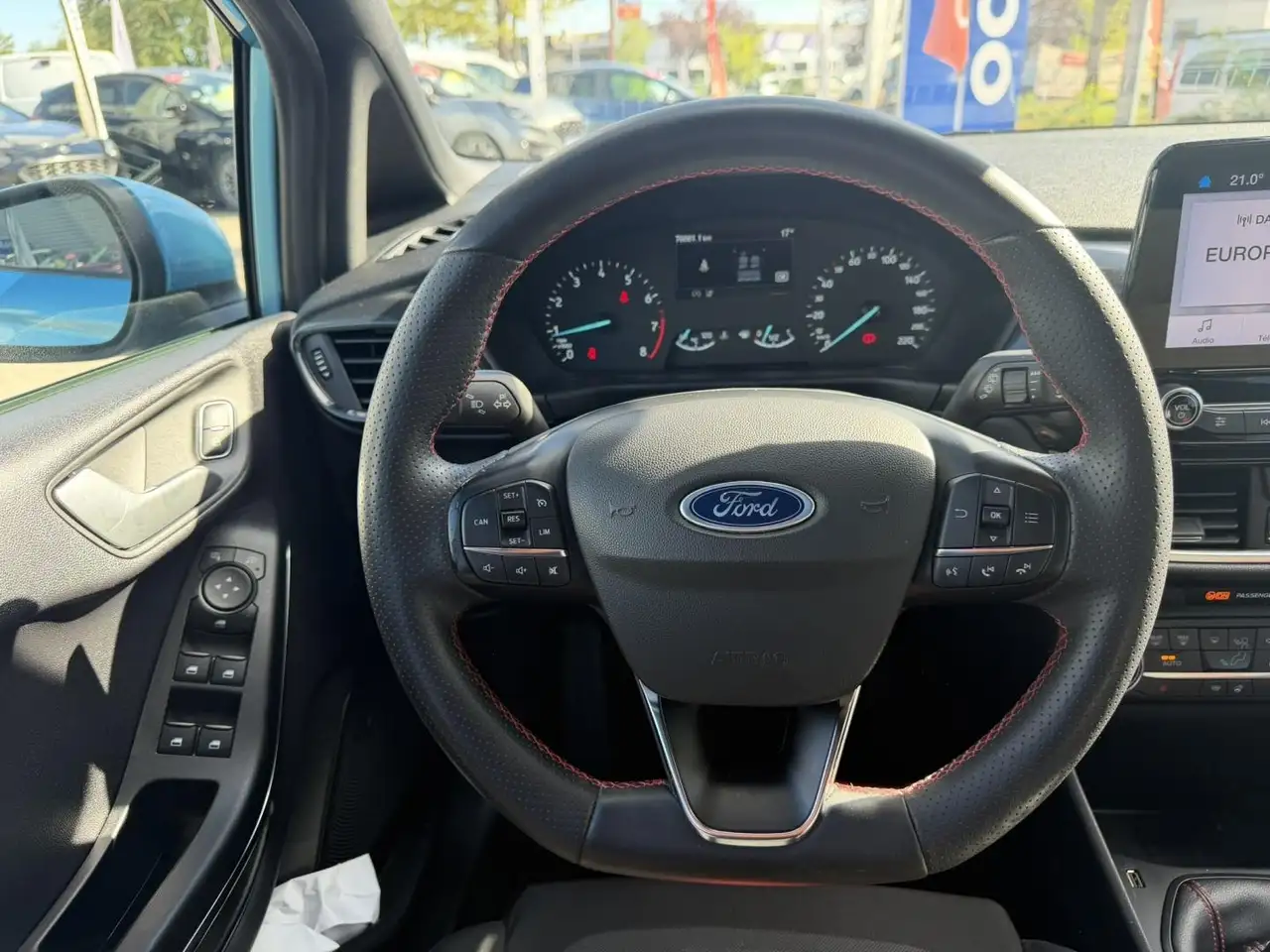 Ford Fiesta 5 portes — photo 15