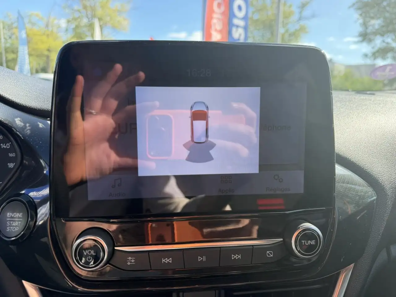 Ford Fiesta 5 portes — photo 17