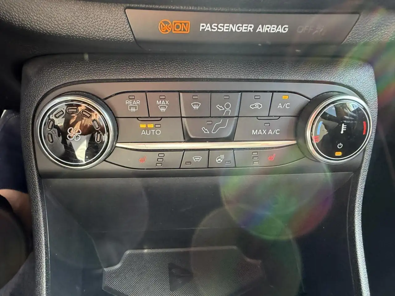 Ford Fiesta 5 portes — photo 18