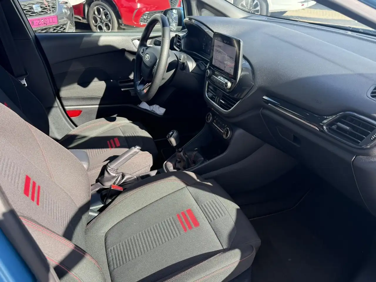 Ford Fiesta 5 portes — photo 11