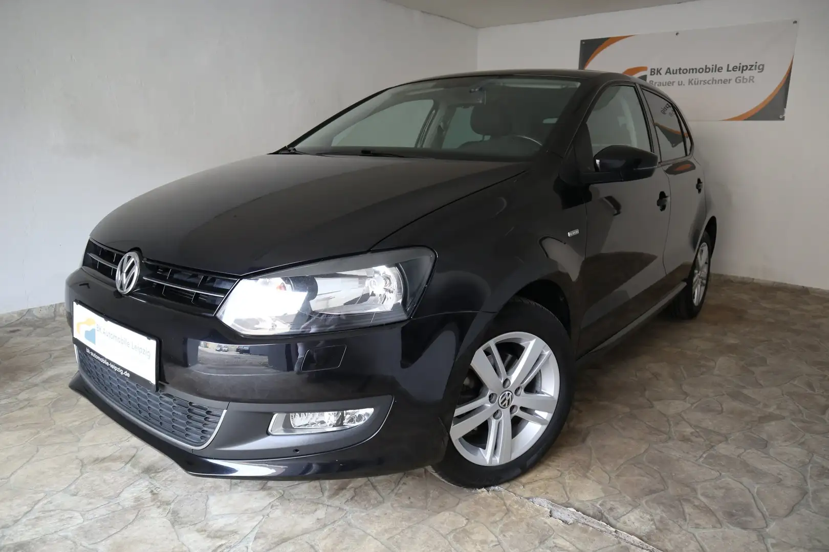 Volkswagen Polo 1.2 TSI MATCH + Klima/ Alu/ Sitzheizung/ Einparkh. Schwarz - 1