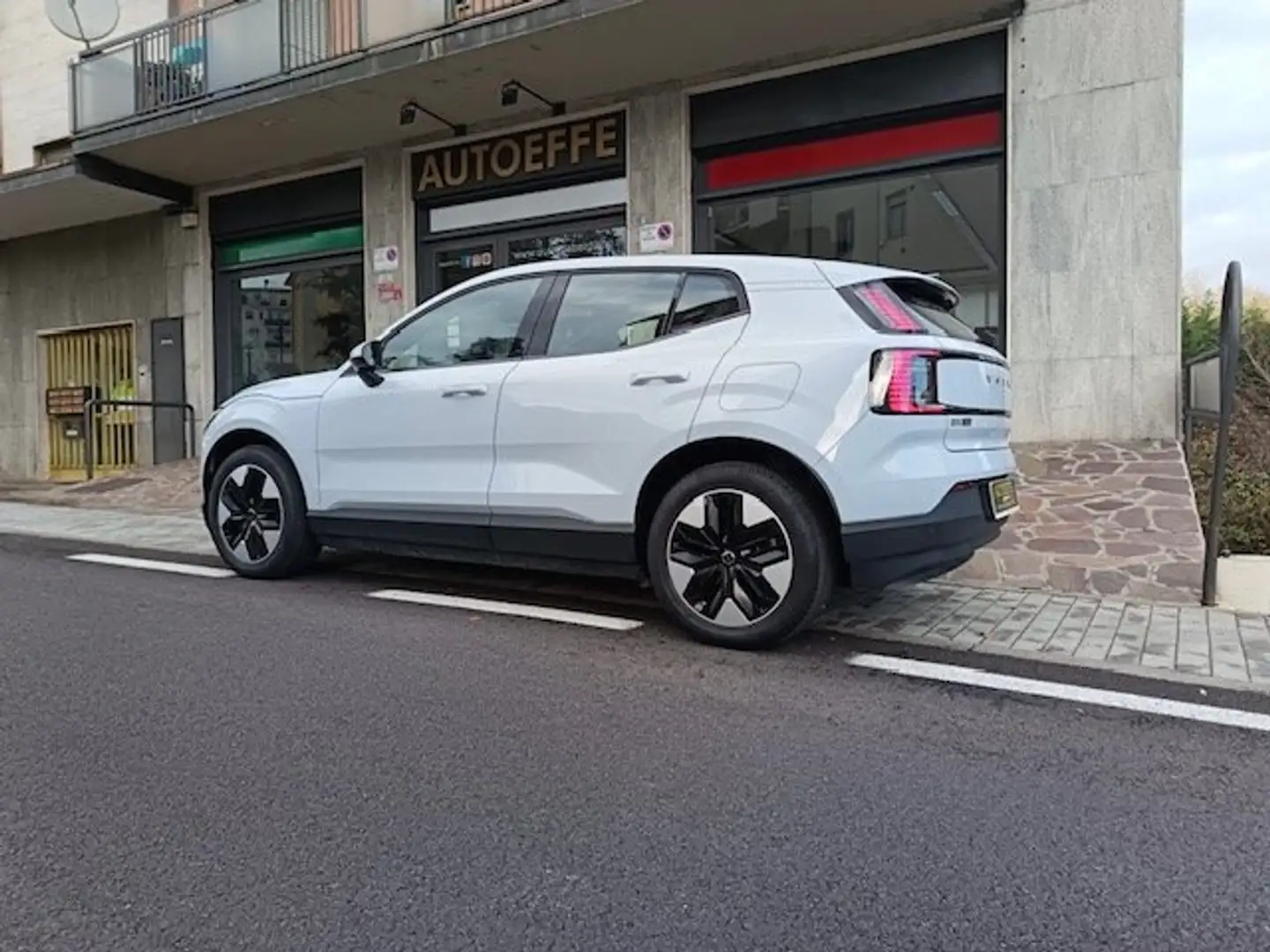 Volvo EX30 SINGLE MOTOR 75KW RWD CORE, UNICOPROPRIETARIO Blu/Azzurro - 2