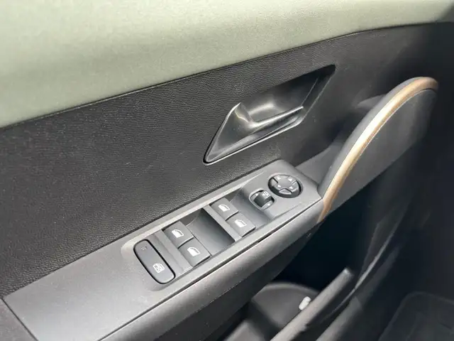 Lancia Ypsilon view 14