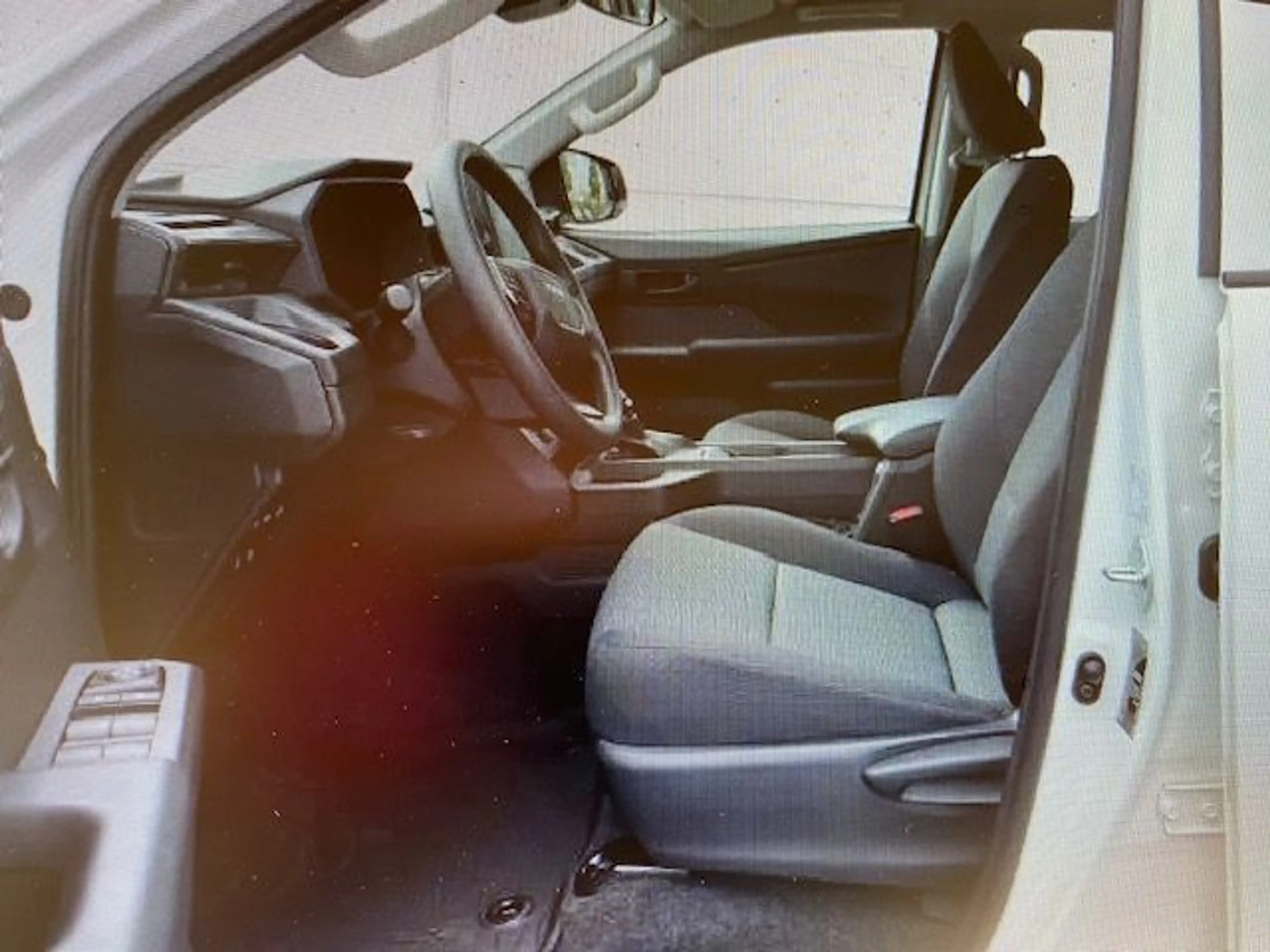 Toyota Hilux 2,8 MHEV DK Duty  4X4 APPLECAR ACC diverse — photo 8