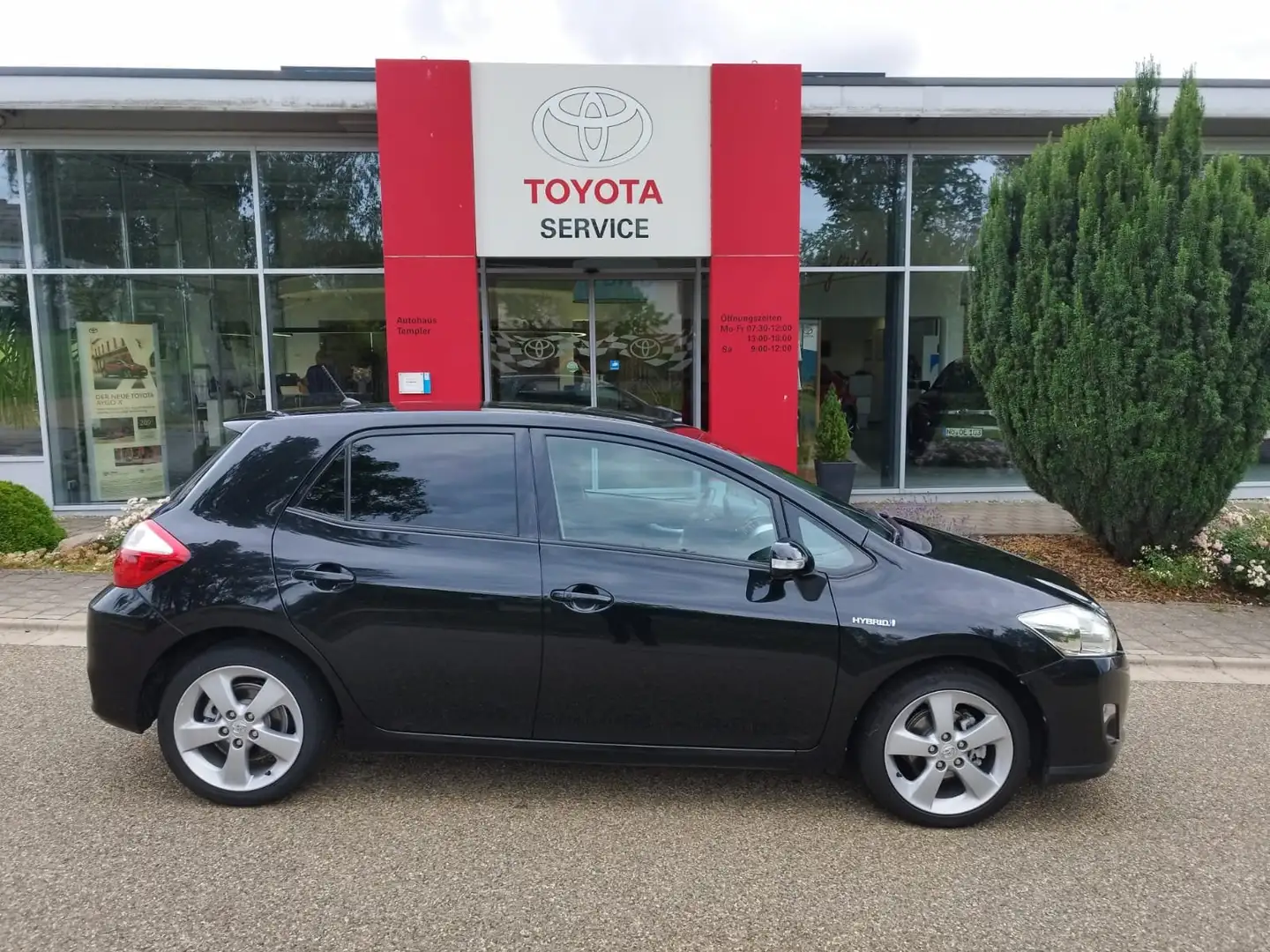 Toyota Auris 1.8 Hybrid Executive GARANTIE, NAVI, KAMERA, PDC, Noir - 1