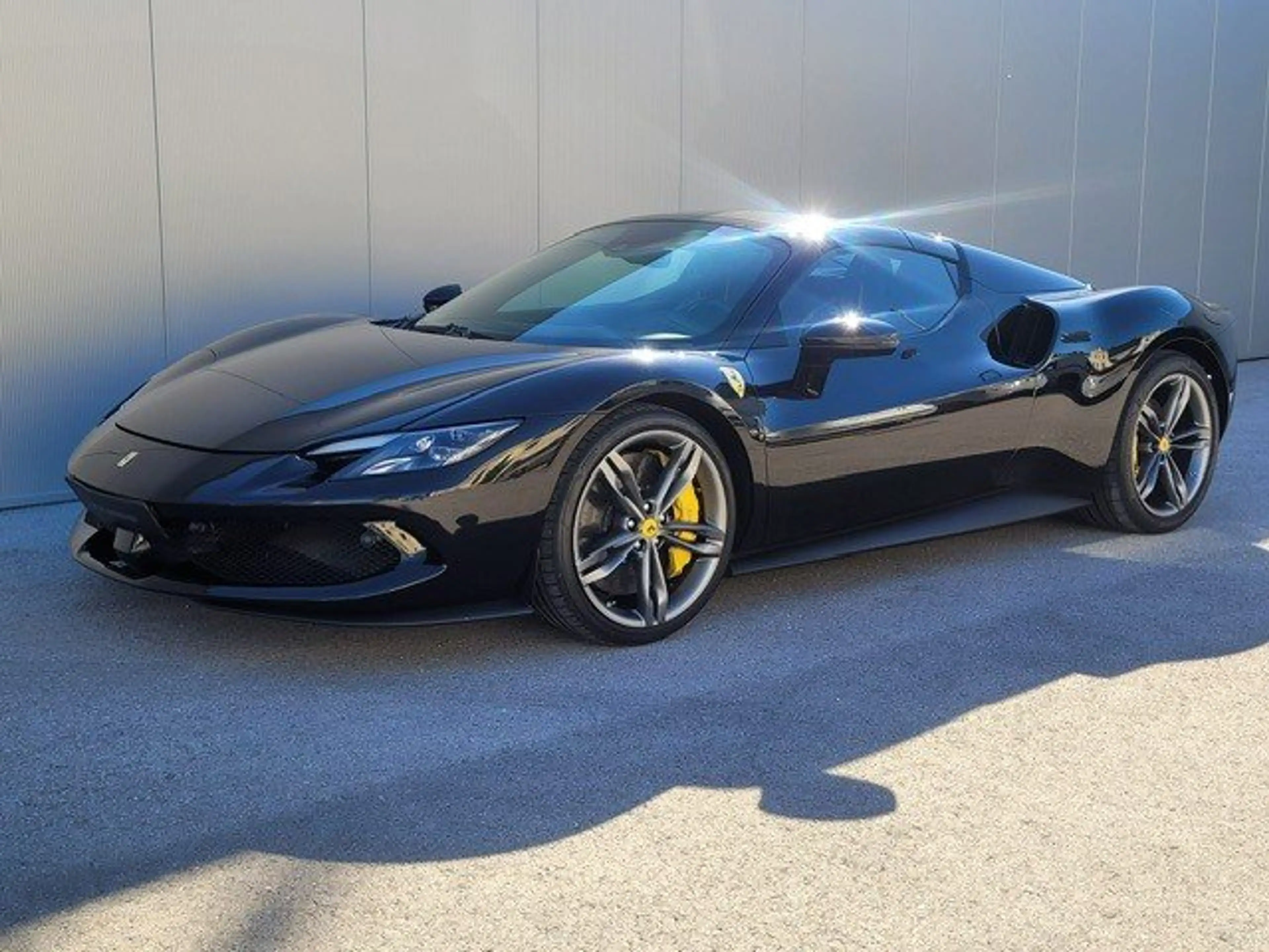 Ferrari 296 GTS 296 GTS Roadster PHEV F1 DCT — photo 2