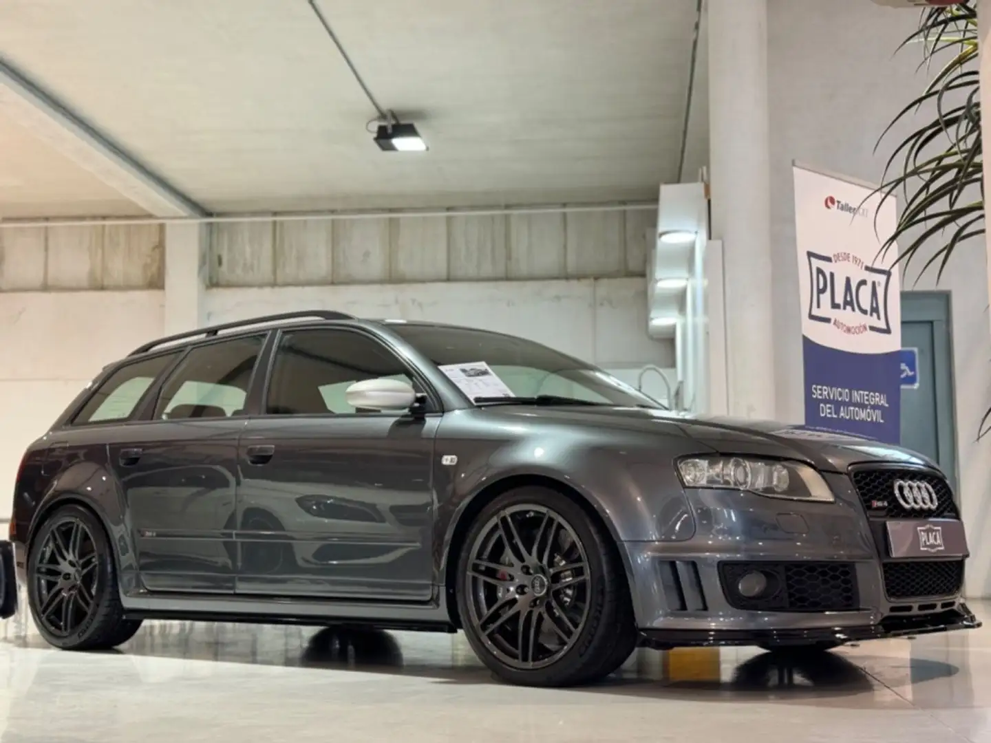 Audi RS4 Avant 4.2 V8 FSI quattro siva - 1