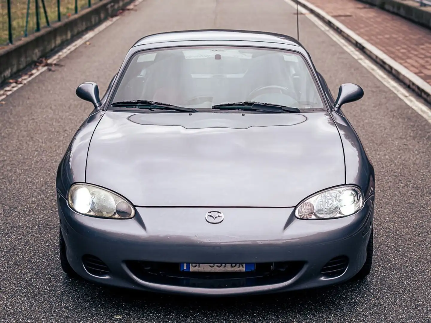 Mazda MX-5 MX-5 NBFL 1.8 Backstage Gris - 1