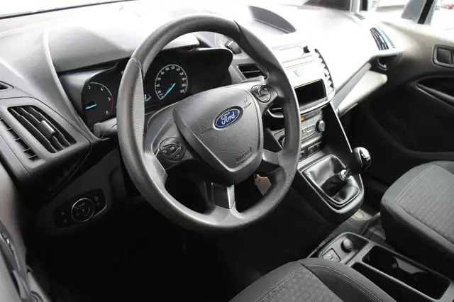 Ford Transit Connect view 2