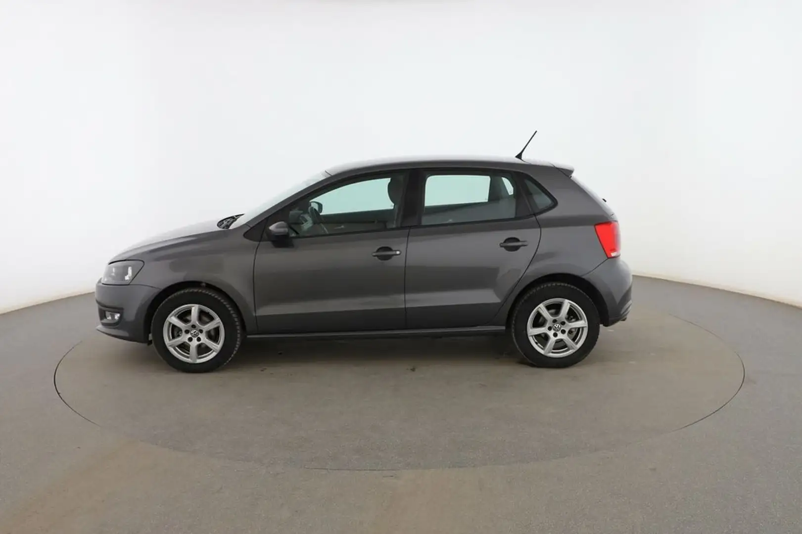 Volkswagen Polo 1.2 TSI Advance 90 Grey - 2