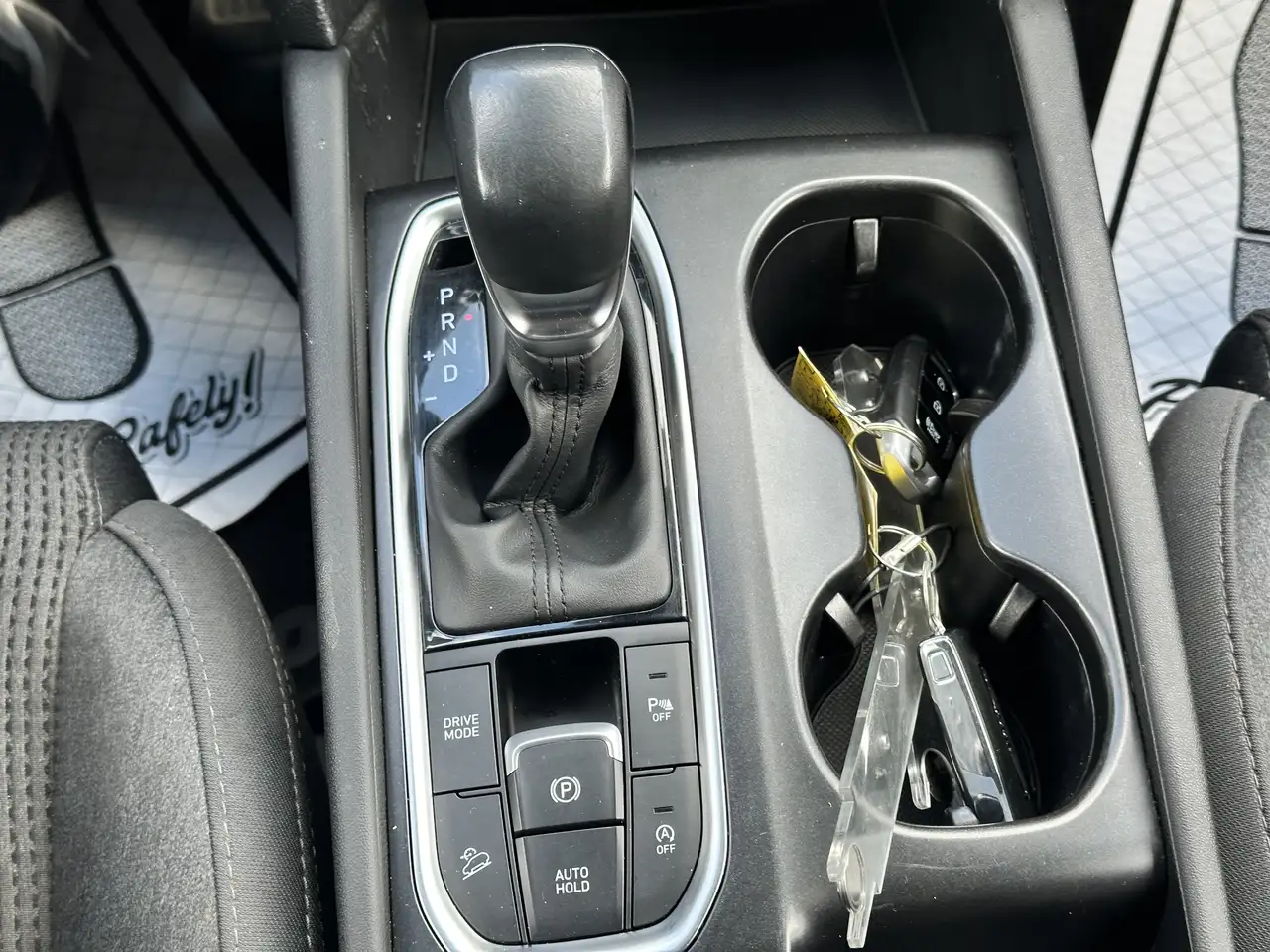 Hyundai SANTA FE снимка Hyundai SANTA FE