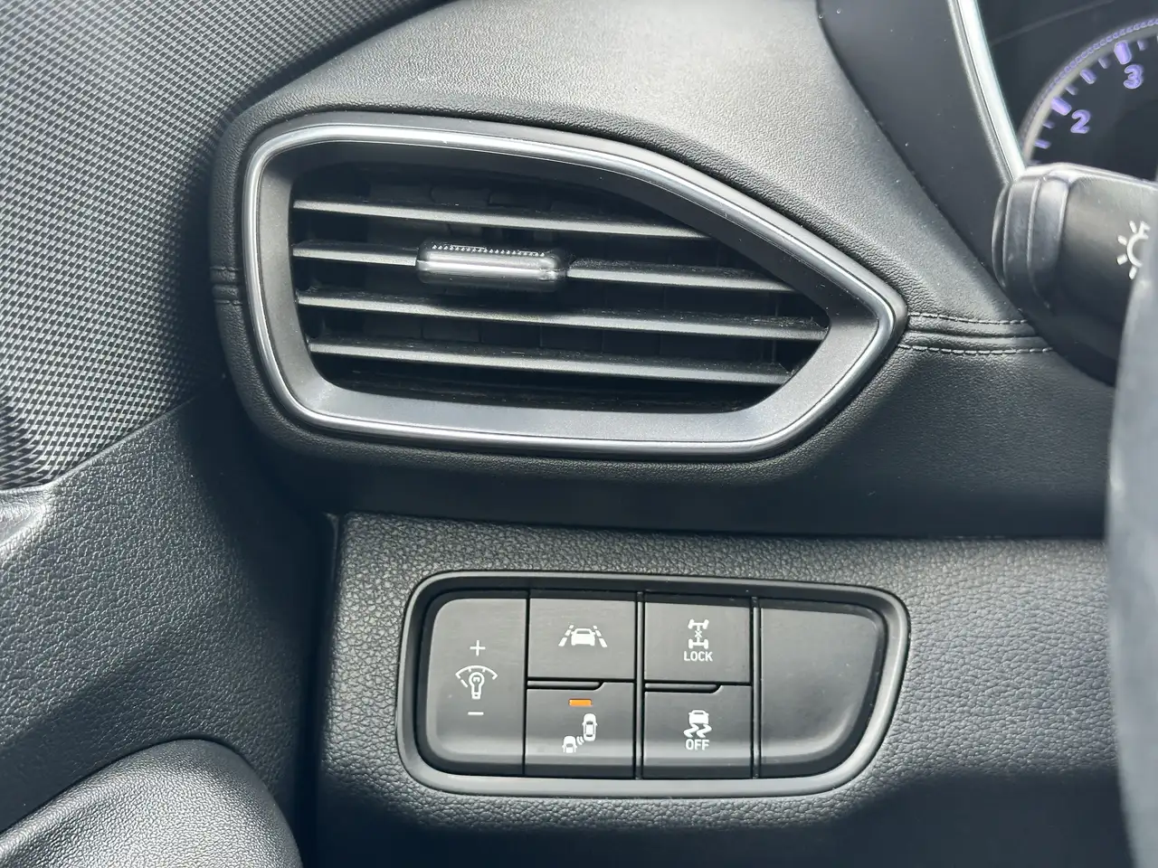 Hyundai SANTA FE снимка Hyundai SANTA FE