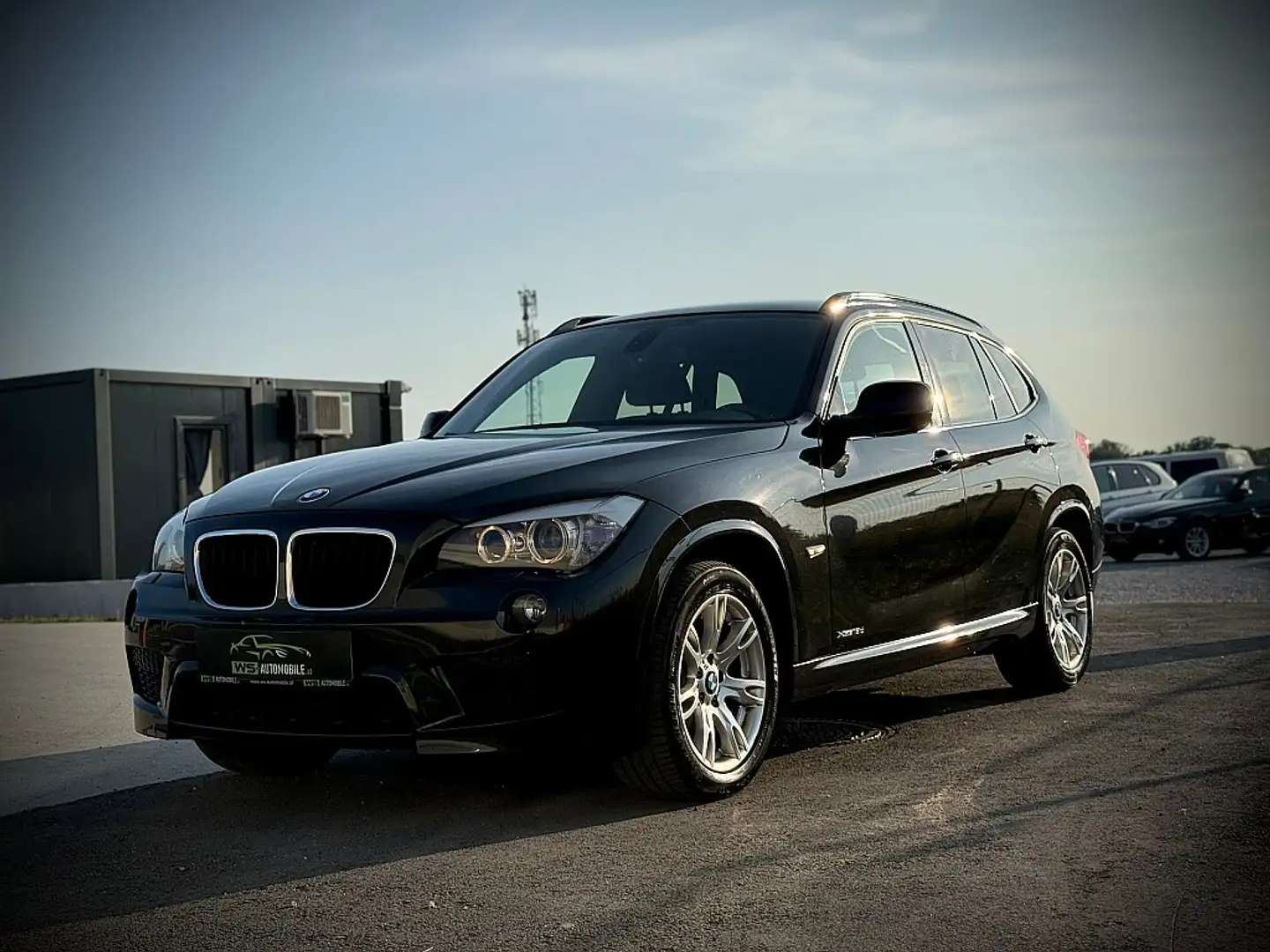 BMW X1 xDrive18d M-Paket Noir - 1