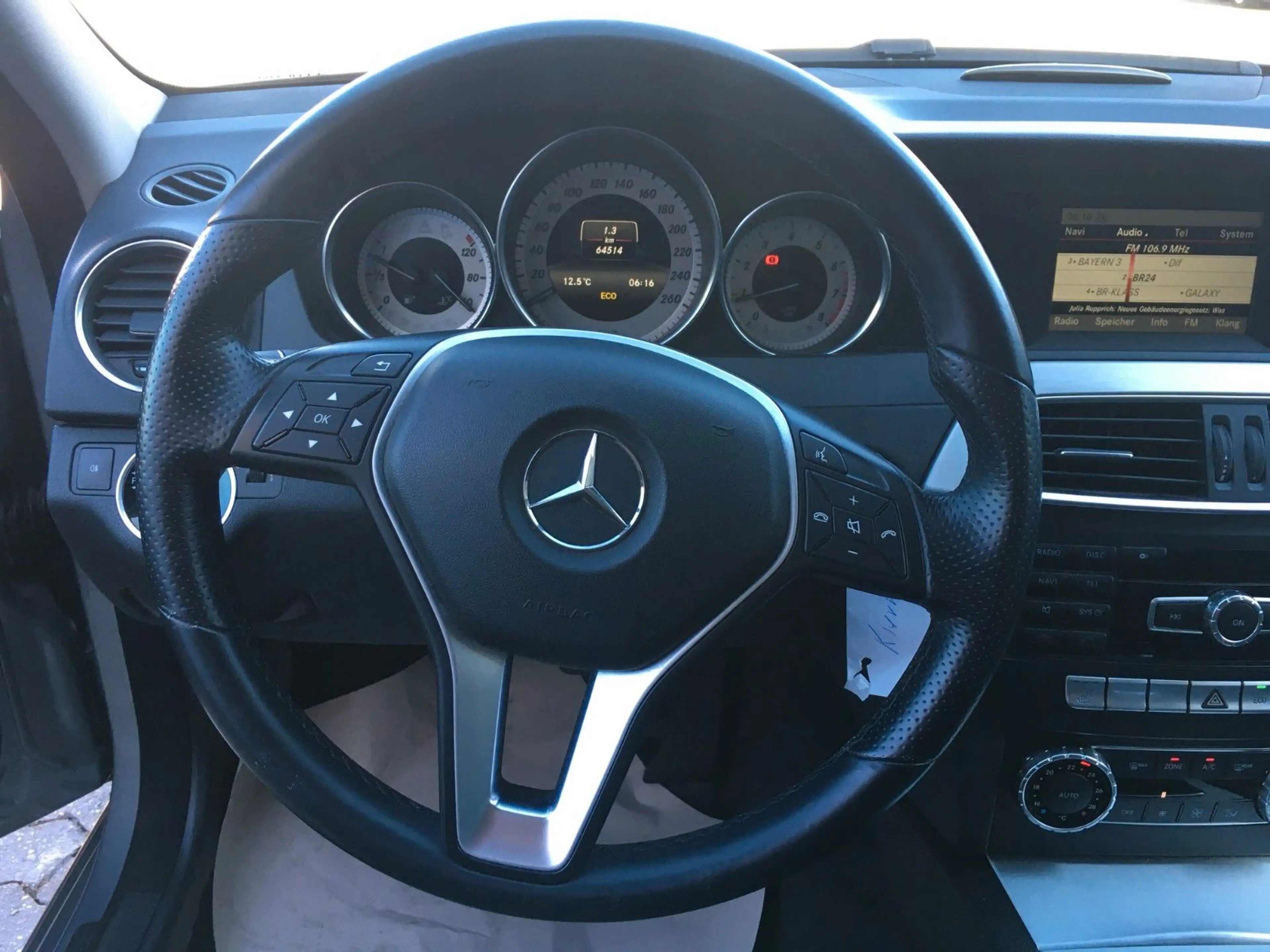 Mercedes-Benz C 180 C Limousine C 180 CGI BlueEfficiency — photo 9