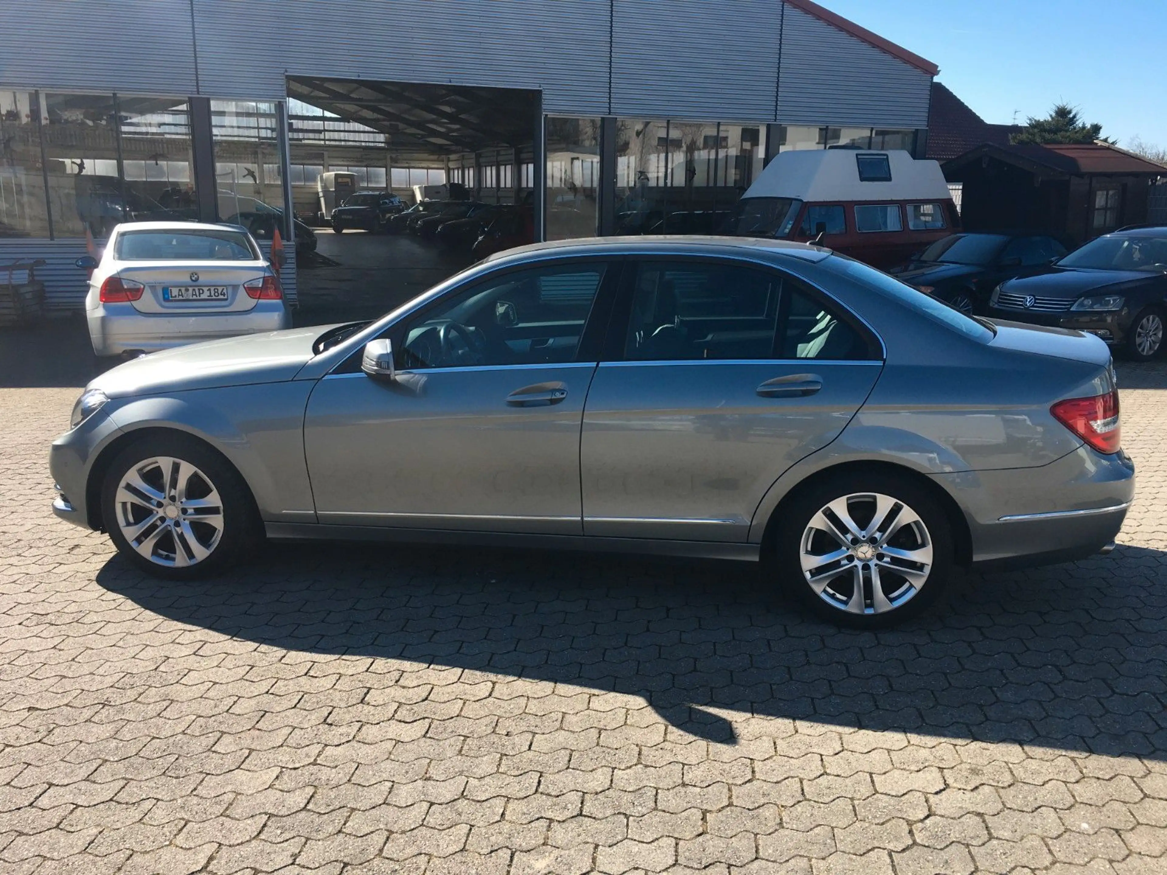 Mercedes-Benz C 180 C Limousine C 180 CGI BlueEfficiency — photo 8