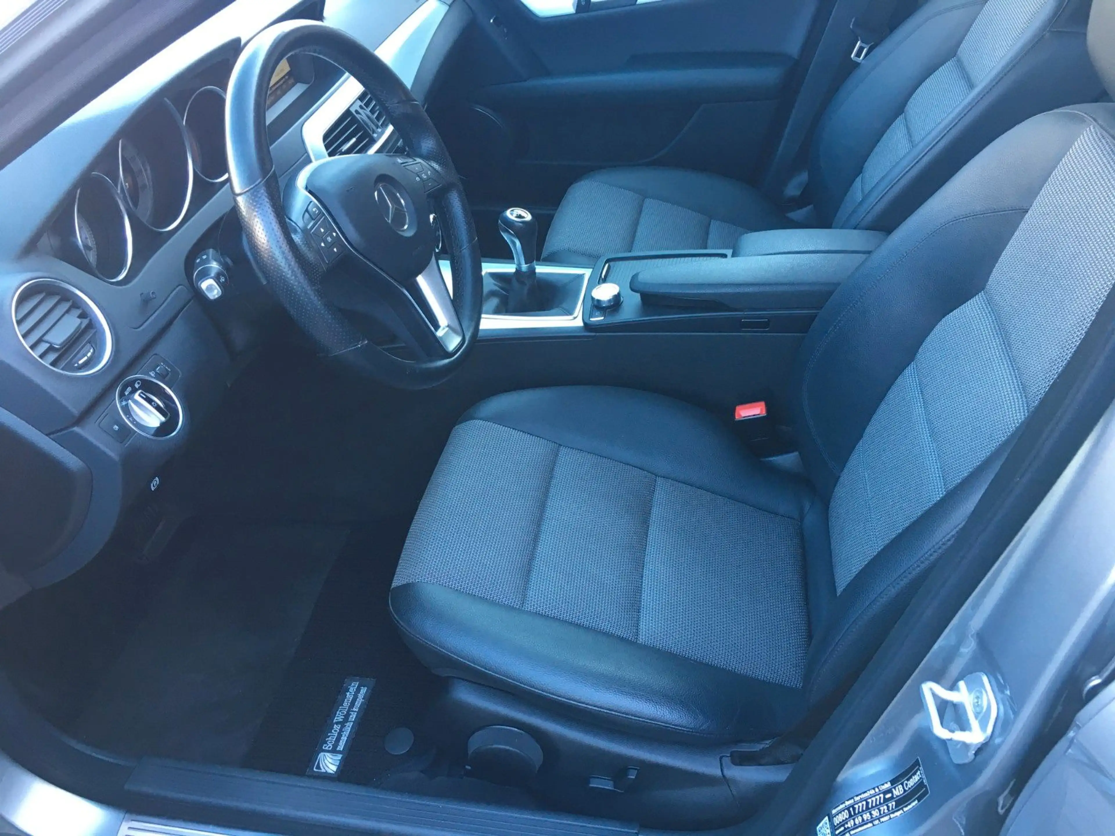 Mercedes-Benz C 180 C Limousine C 180 CGI BlueEfficiency — photo 10