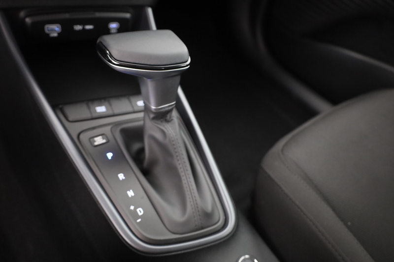 Hyundai i20 1.0 T-GDI Aut. Navi Kamera Tempomat — photo 13