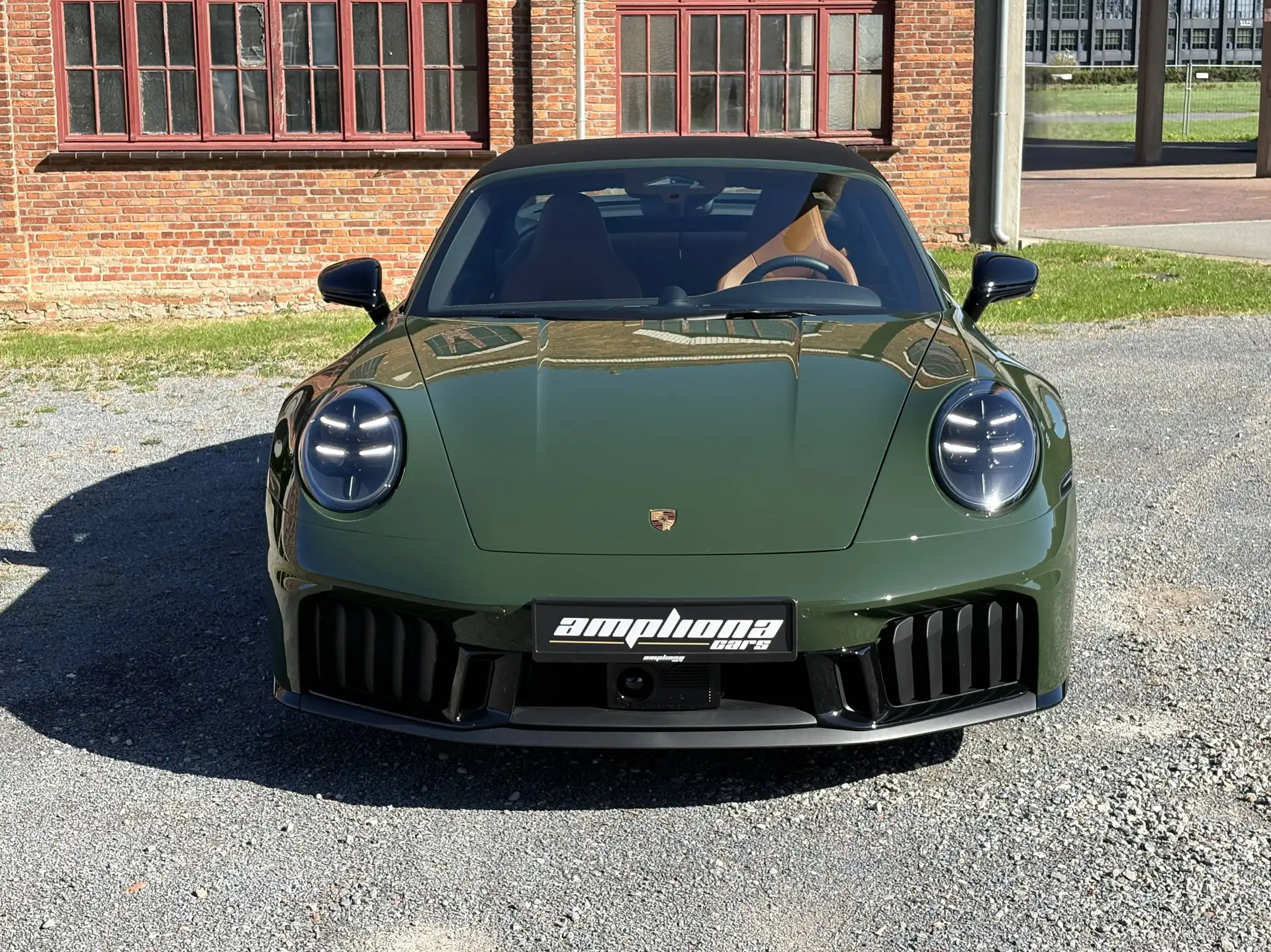 포르쉐 911 Targa 4 GTS 2026 초록 사진 6