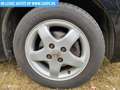 Peugeot 107 1.0-12V Black & Silver - AIRCO - 5D - APK 09/26 Schwarz - thumbnail 6