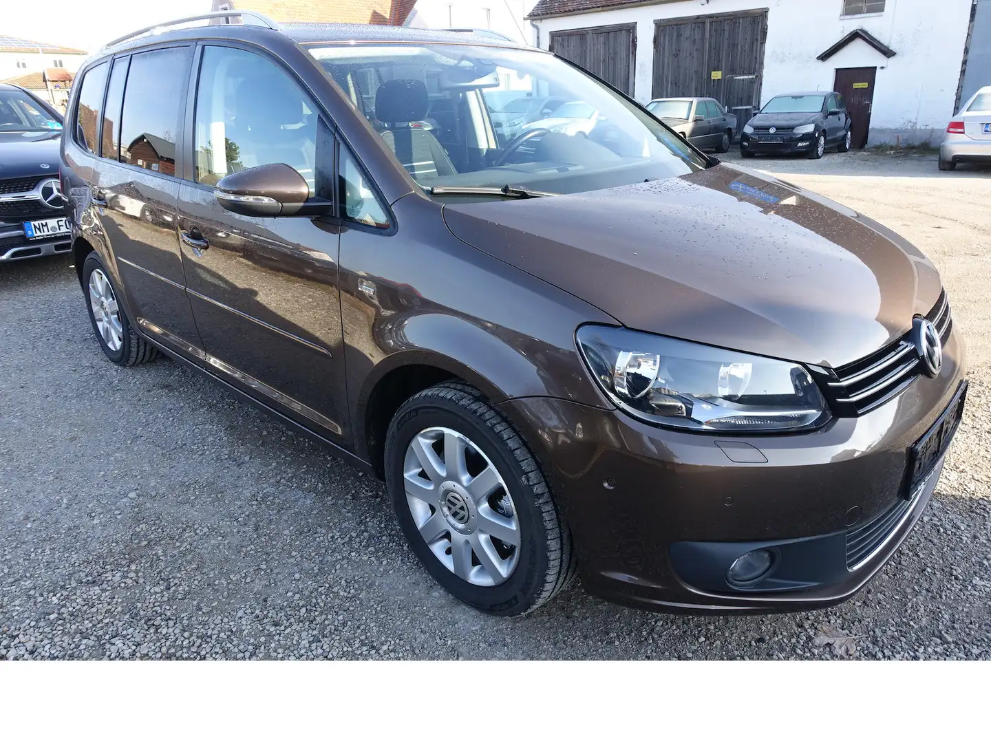 Volkswagen Touran Cup 1,4 TSI Navi PDC Sitzheizung Alu WR Braun - 1