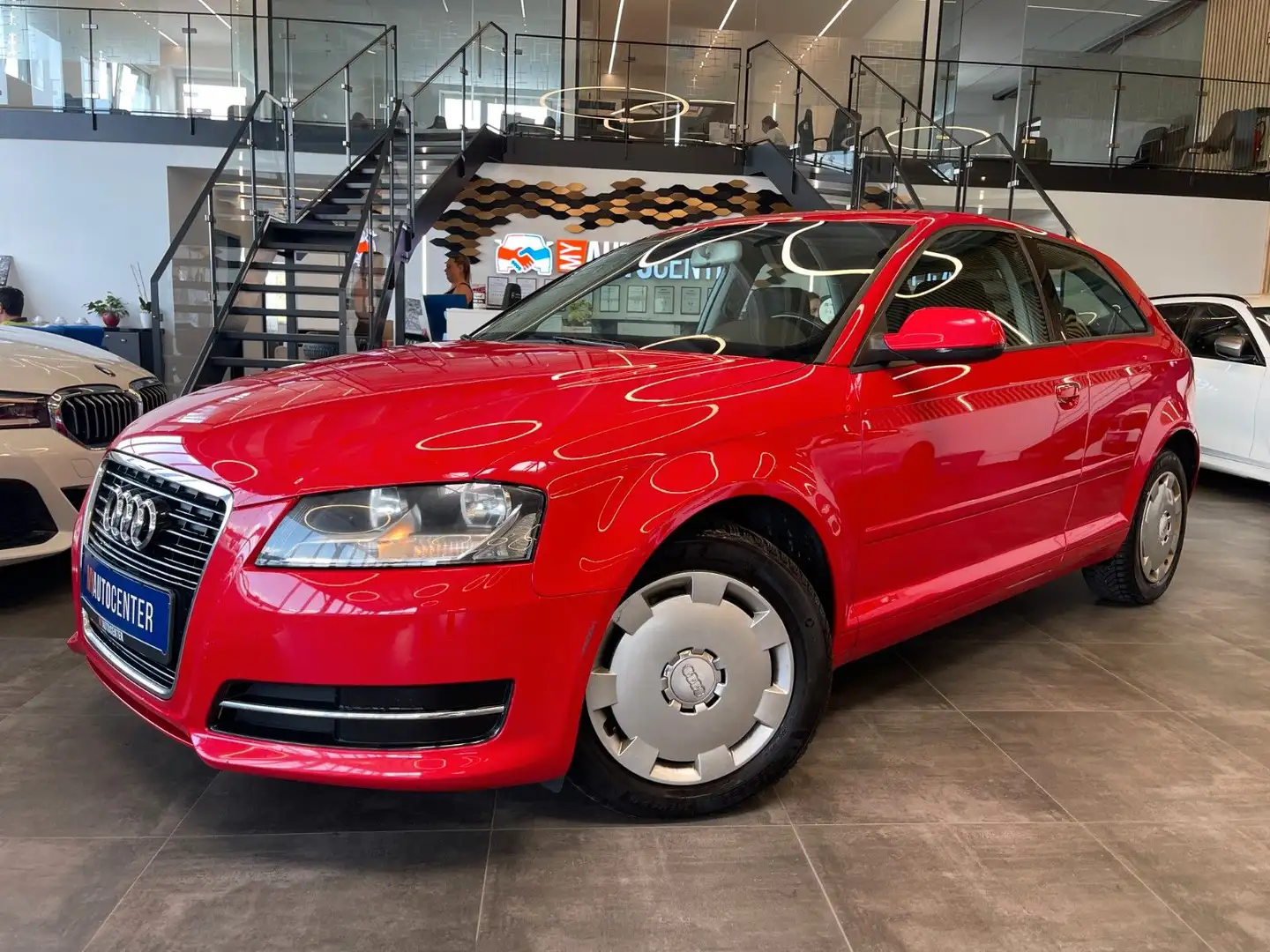 Audi A3 2.0 TDI Attraction*TÜV12/26*Klima*Schiebedach Rot - 2