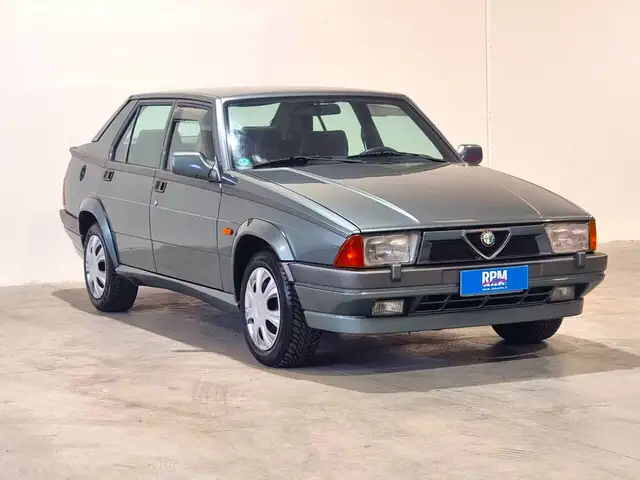 Alfa Romeo 75 2.0i Twin Spark 1a serie ASI